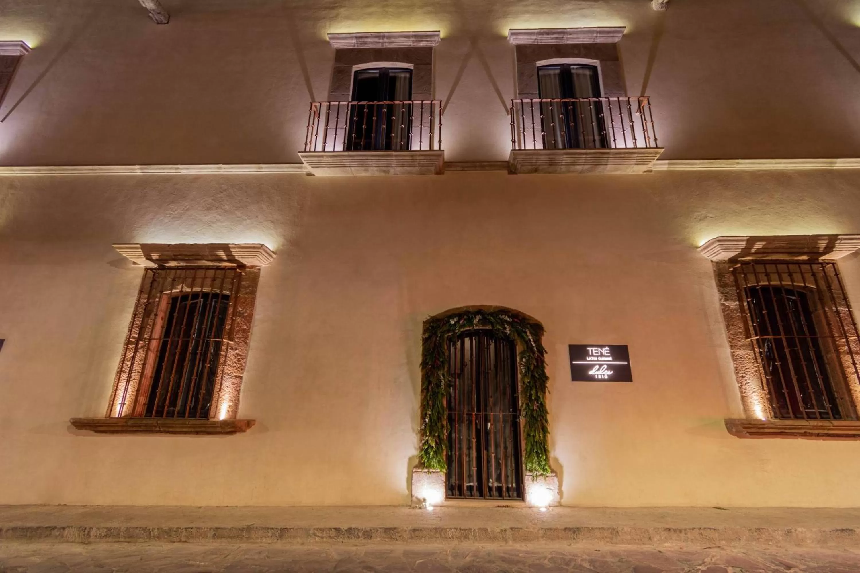 Facade/entrance in Casa 1810 Parque Hotel Boutique