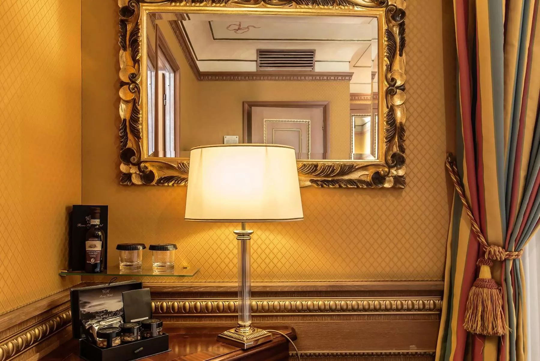 Bedroom in River Palace Hotel