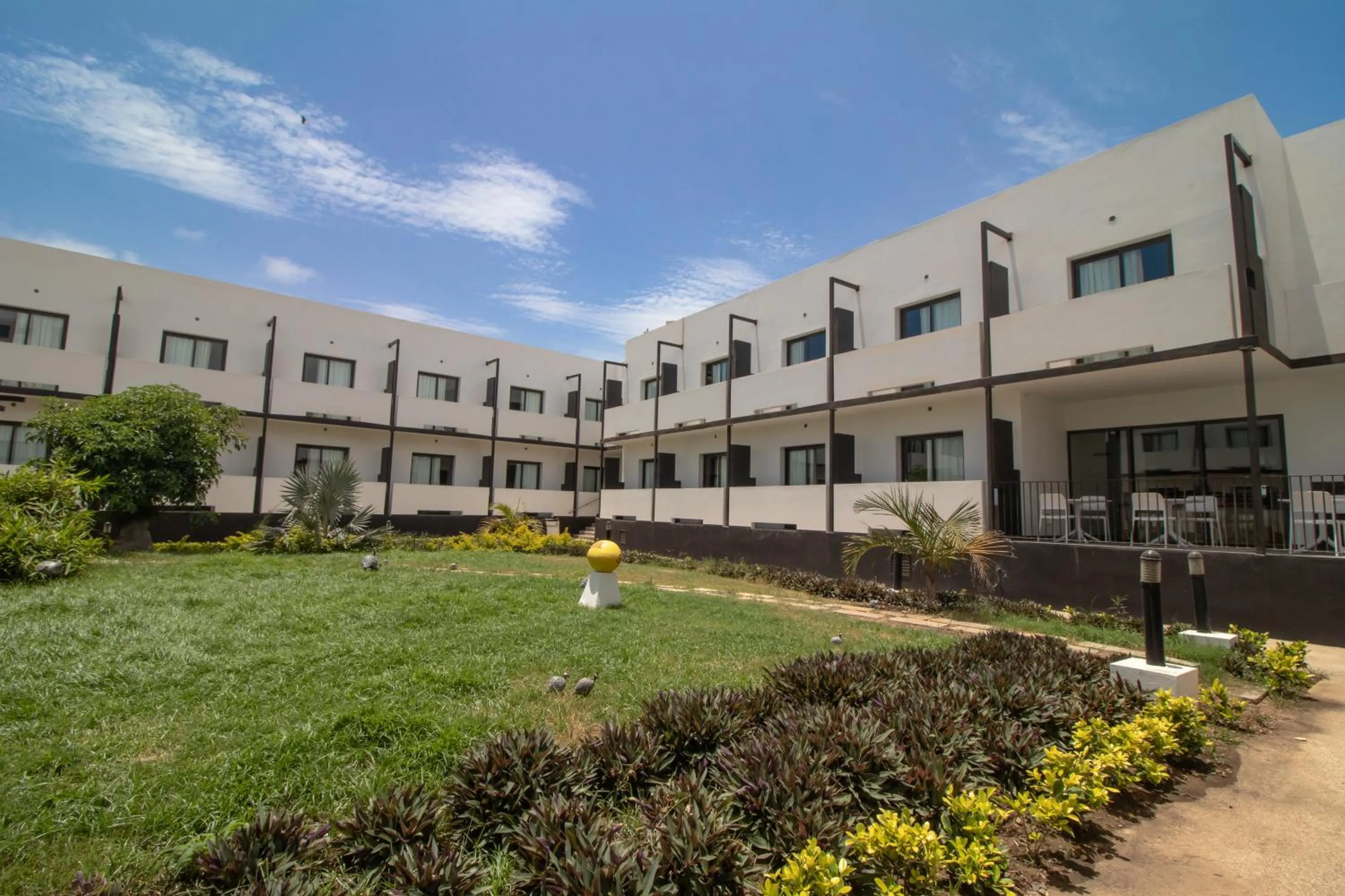 Garden in ONOMO Hotel Dakar