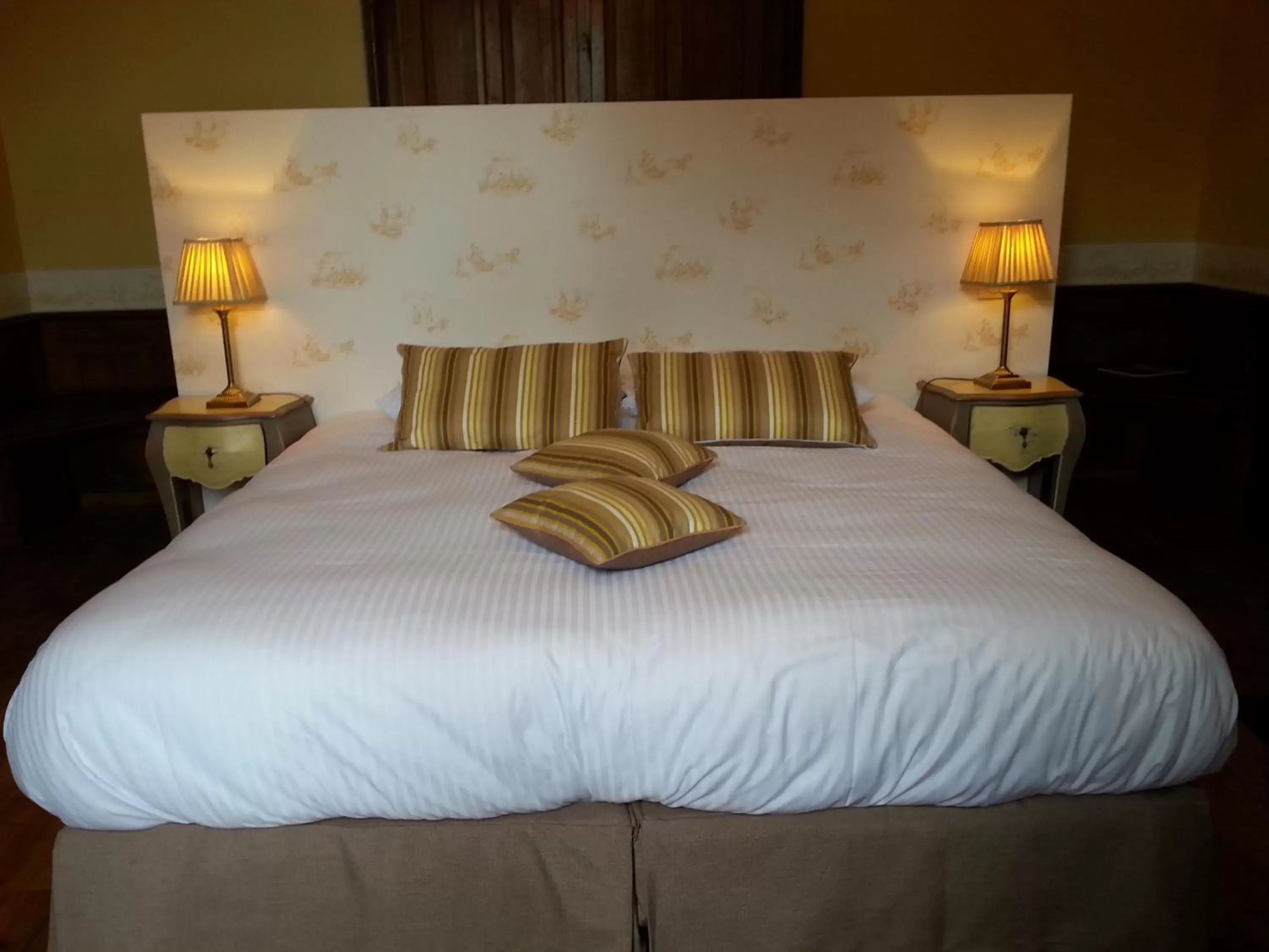 Double or Twin Room in La Maison d'Adelaïde Double or Twin Room in La Maison d'Adelaïde