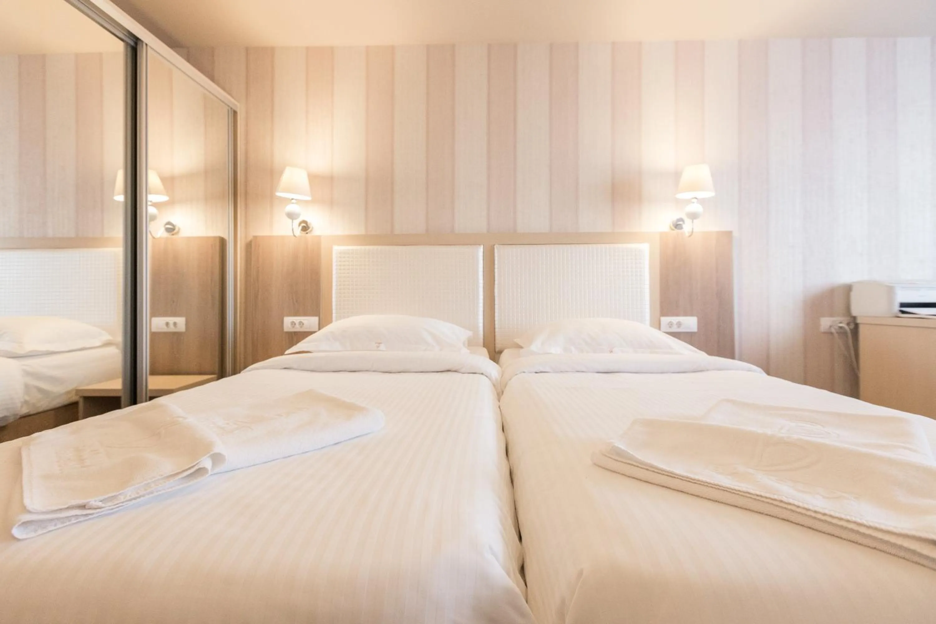 Bed in Bacolux Craiovita, Craiova