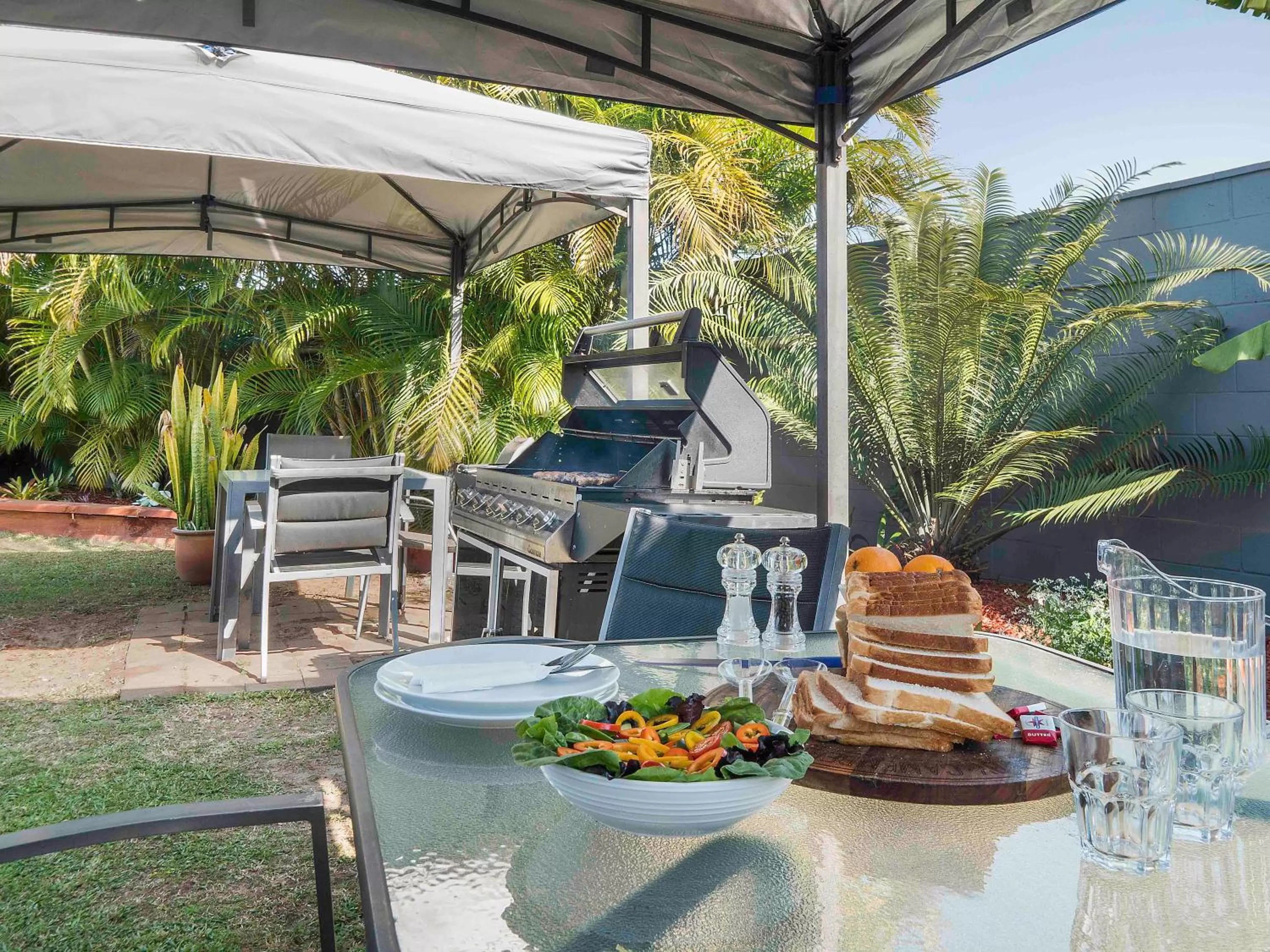 BBQ facilities in Almare Tourist Motel