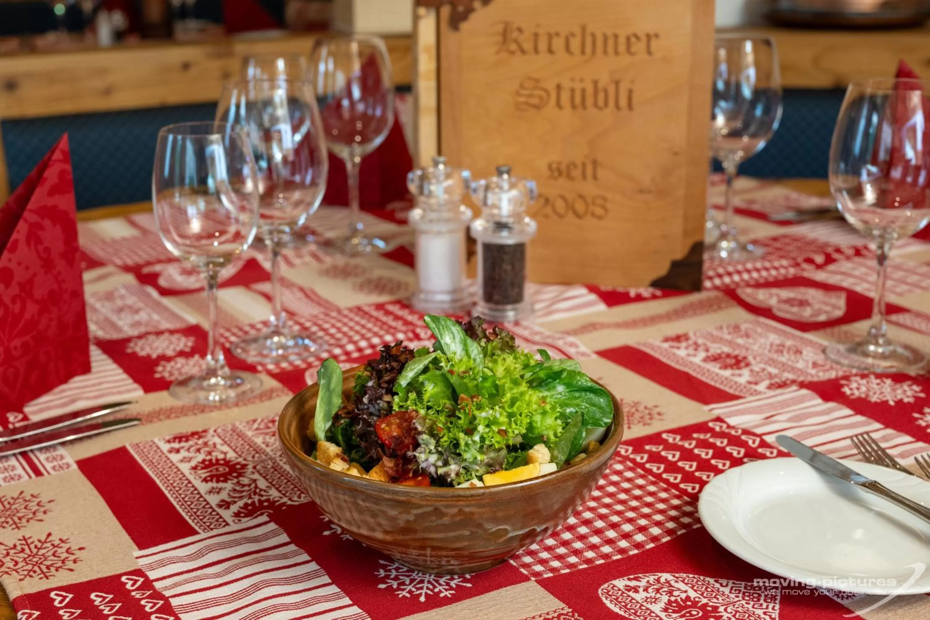 Restaurant/places to eat in Turmhotel Victoria Davos