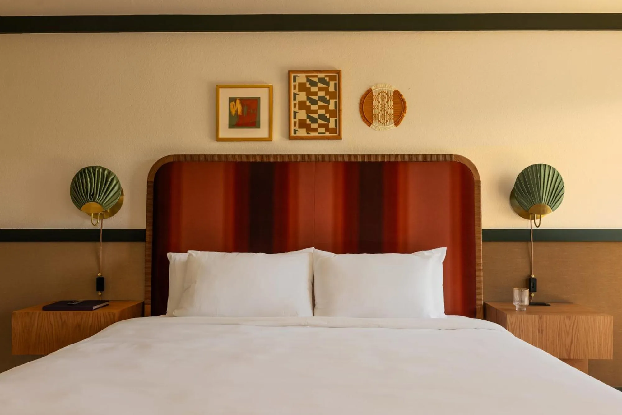 Standard King in Life House, Palm Springs