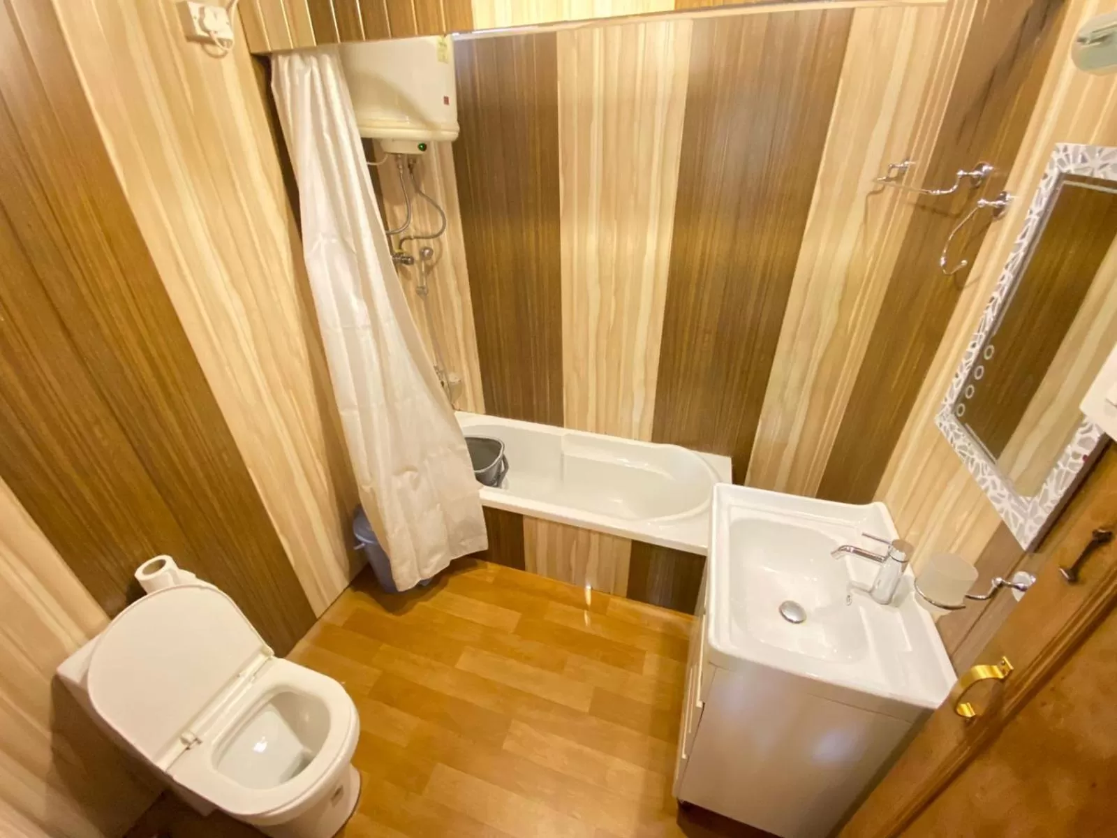 Toilet, Bathroom in Nazneen Group Of Houseboats