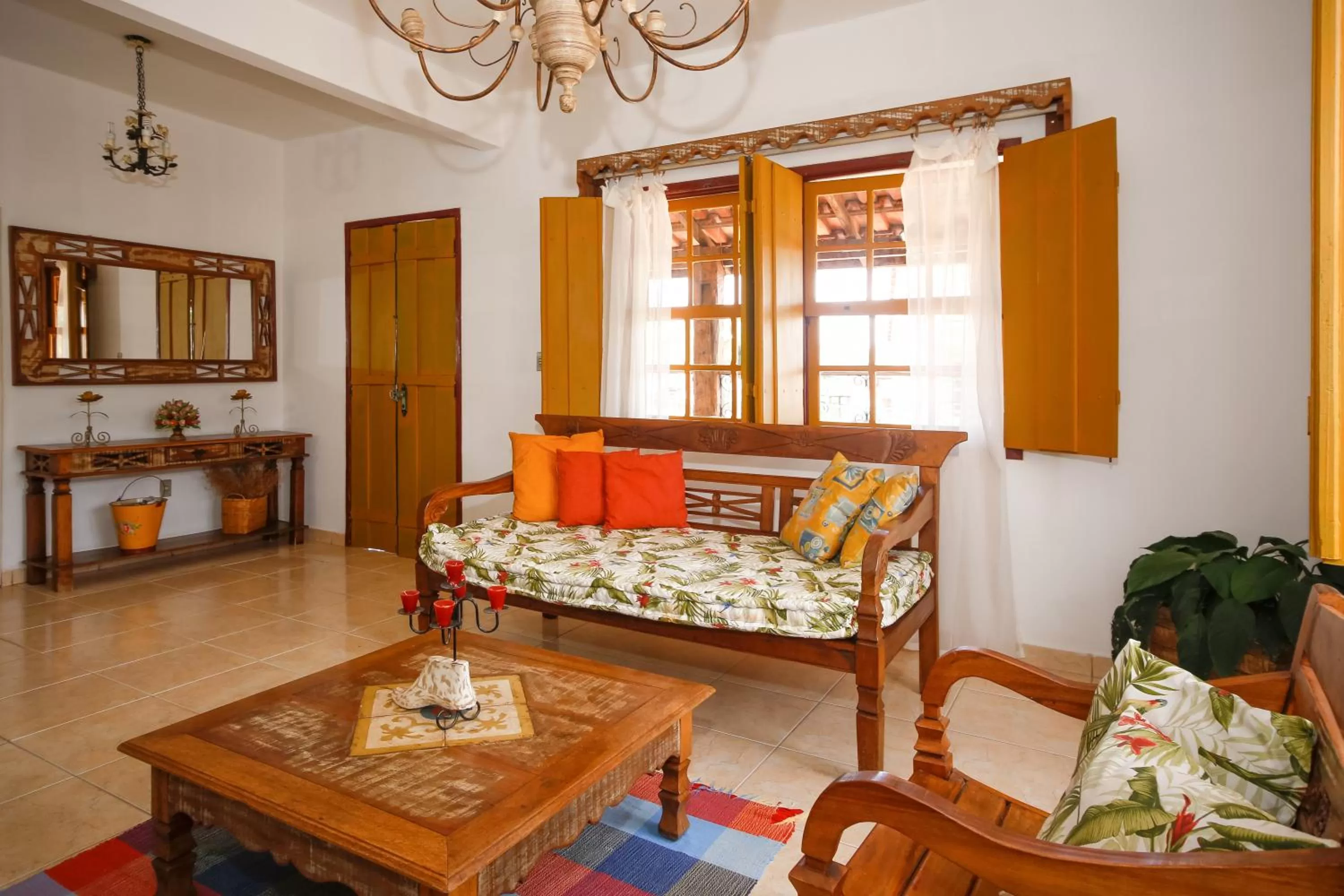 Communal lounge/ TV room, Seating Area in Pousada Neuza Barbosa