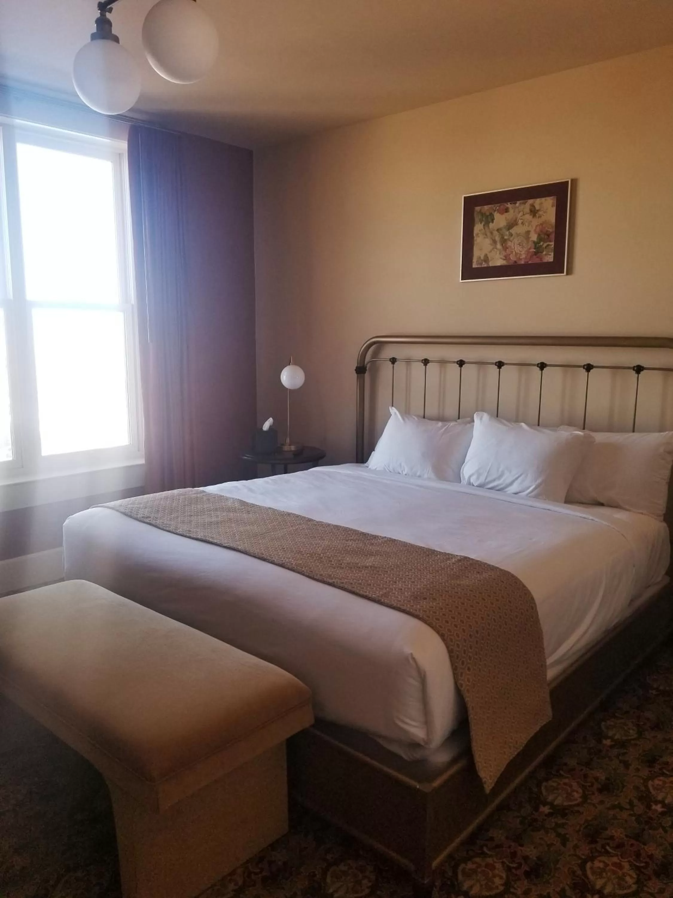 Bed in Belvada Hotel