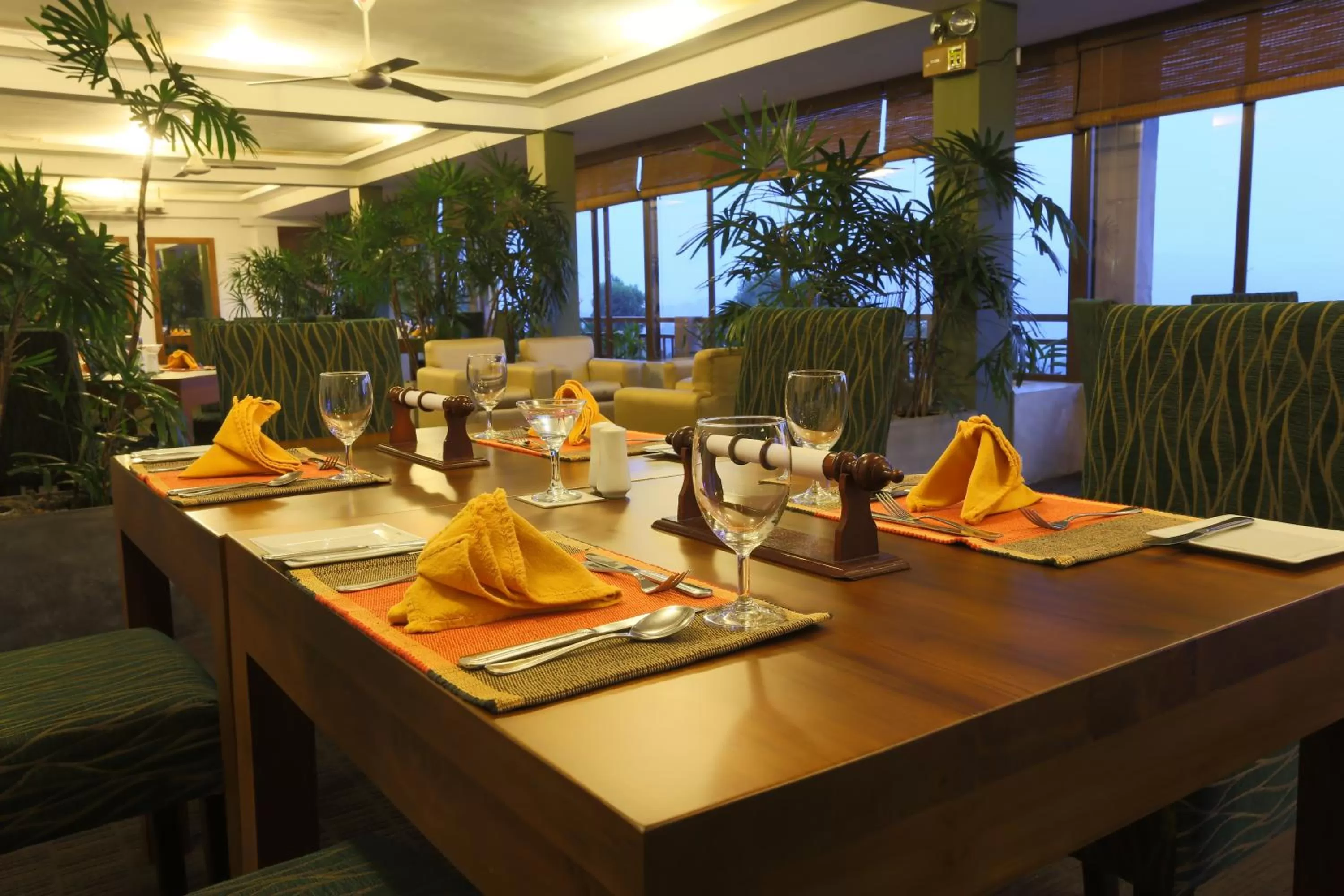 Restaurant/Places to Eat in Kandy The Tourmaline