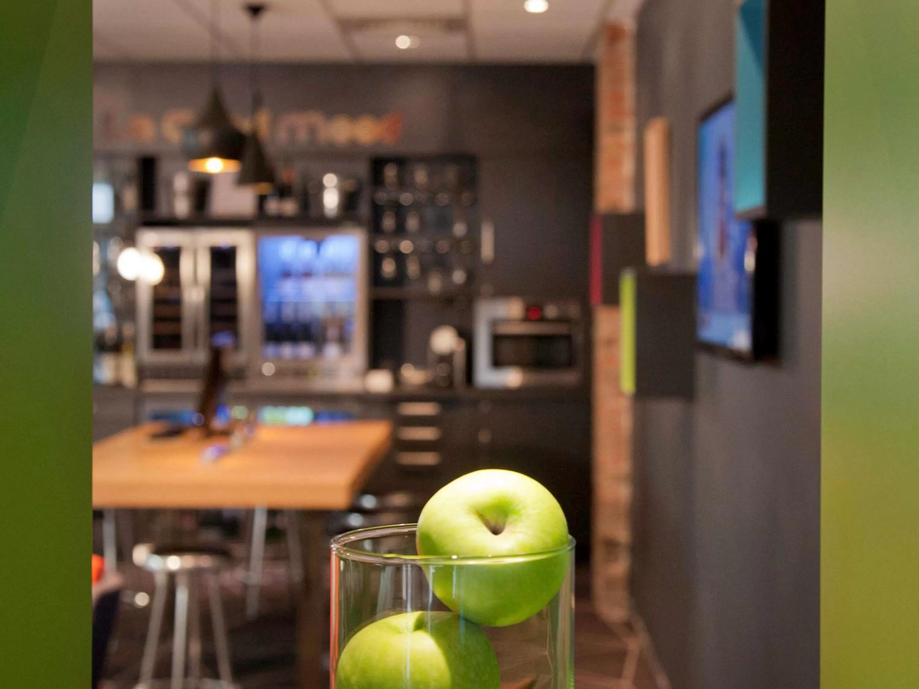 Lounge or bar in ibis Styles Roanne Centre Gare