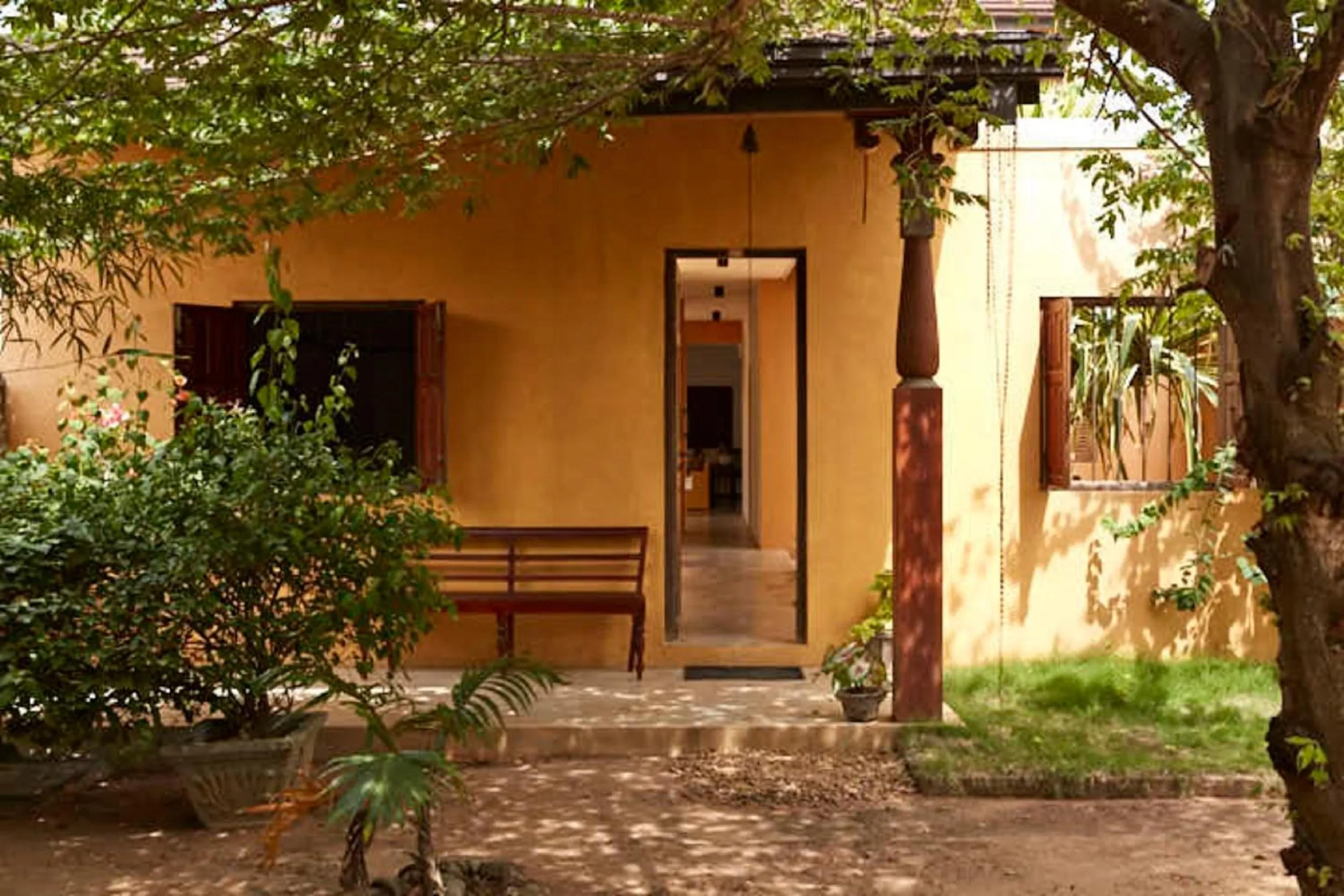 Facade/entrance in Villa Sunbird Negombo