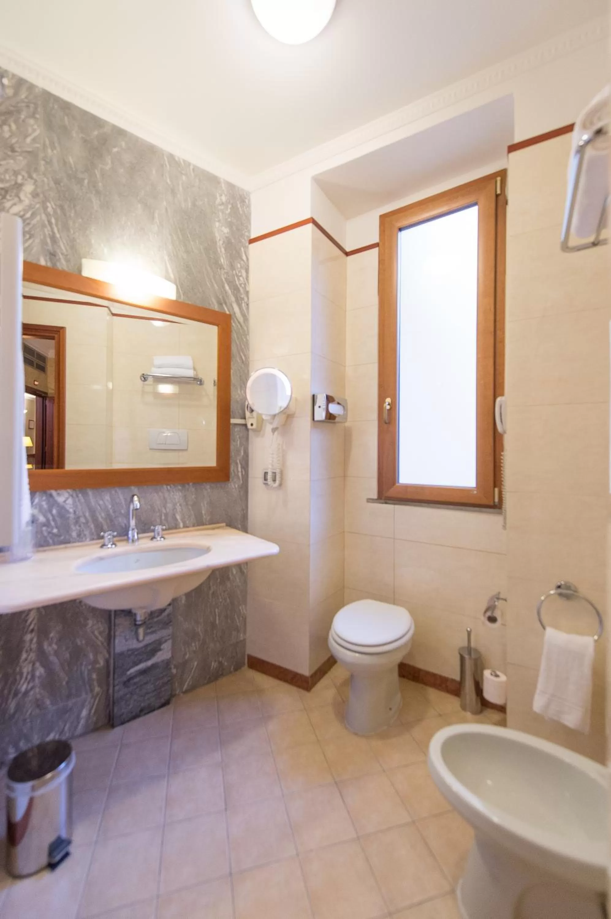 Bathroom in Diana Park Hotel