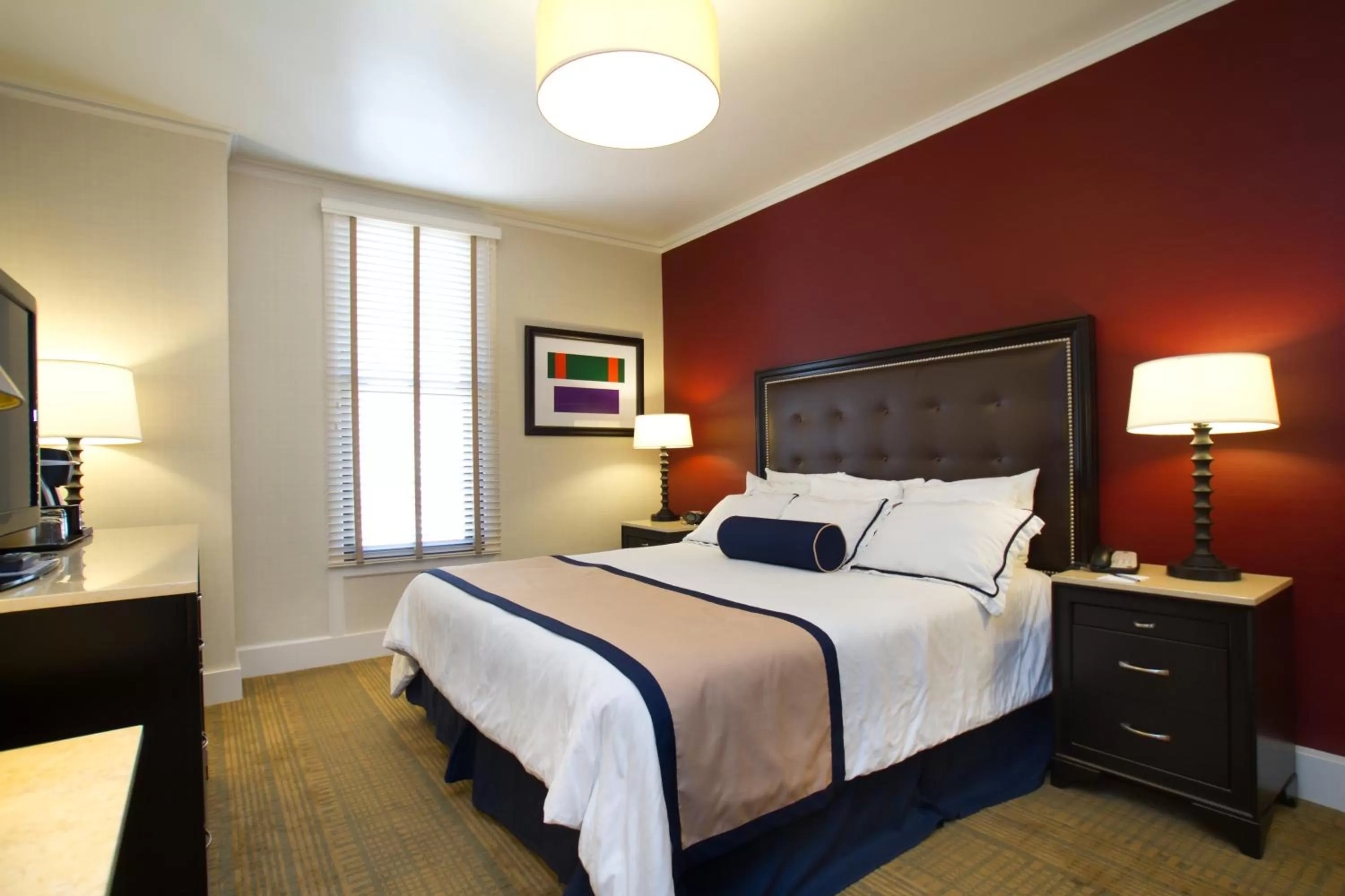 Day, Bed in Marines' Memorial Club & Hotel Union Square