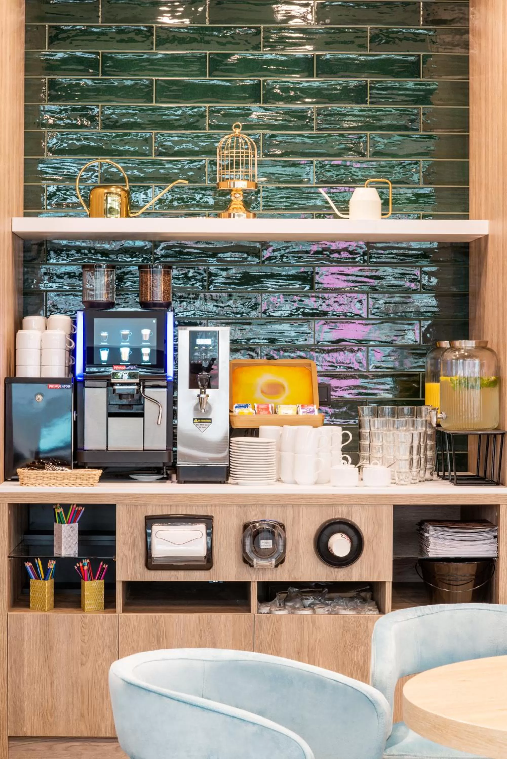 Lounge or bar in ibis Styles Kraków East