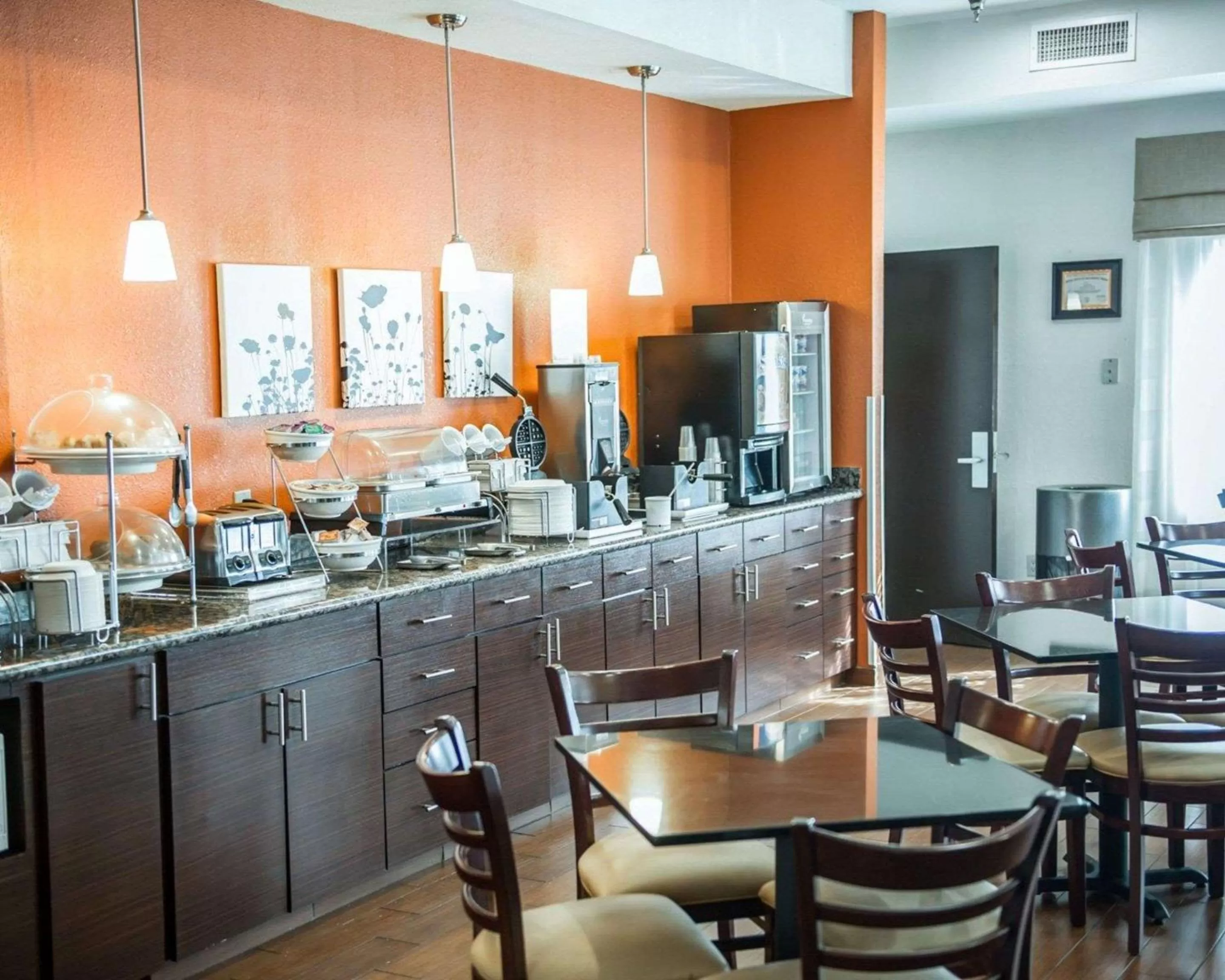 Restaurant/places to eat in Sleep Inn O'Fallon near I-64