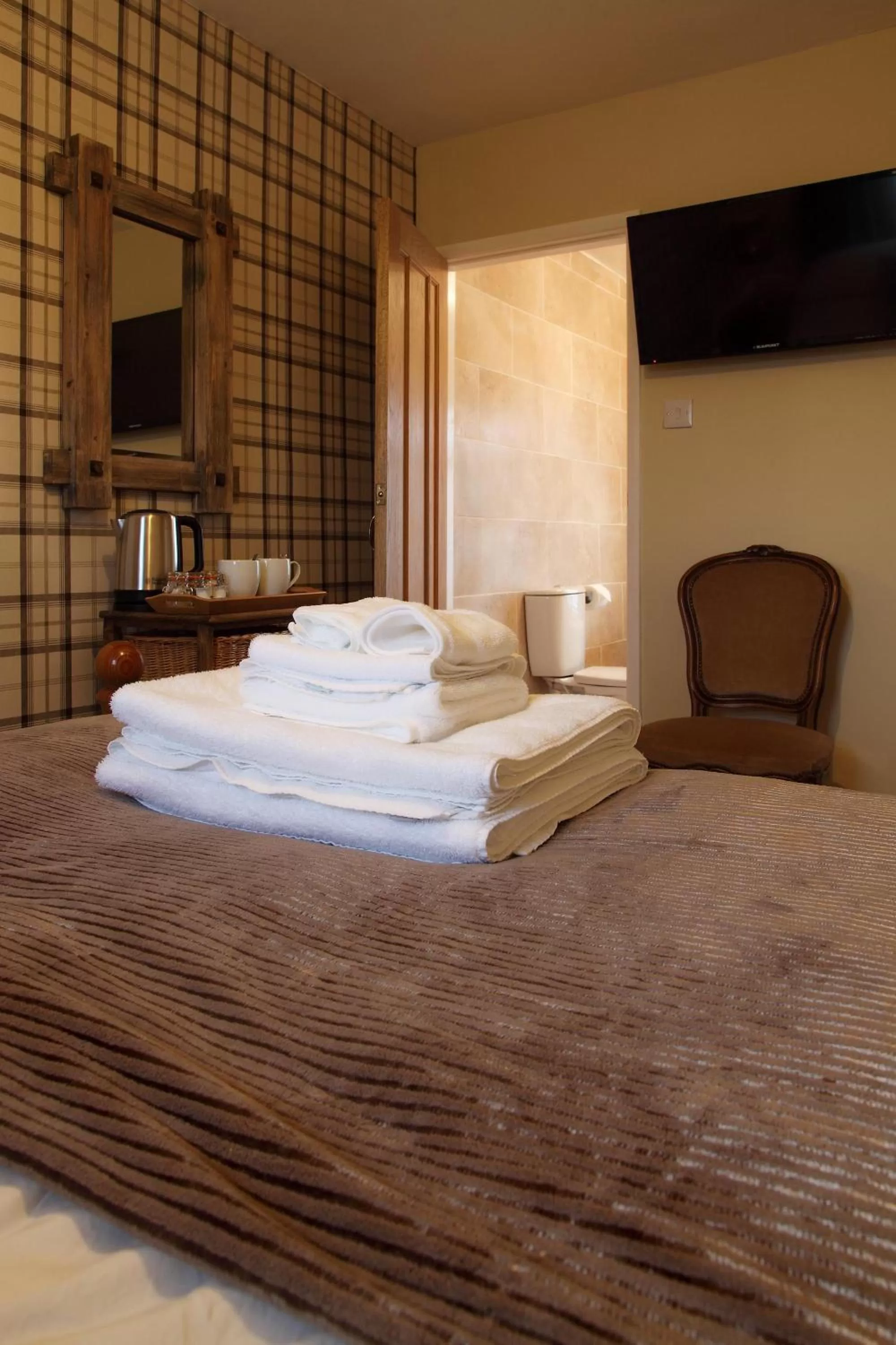 Bed in The Windmill Inn - Whitby