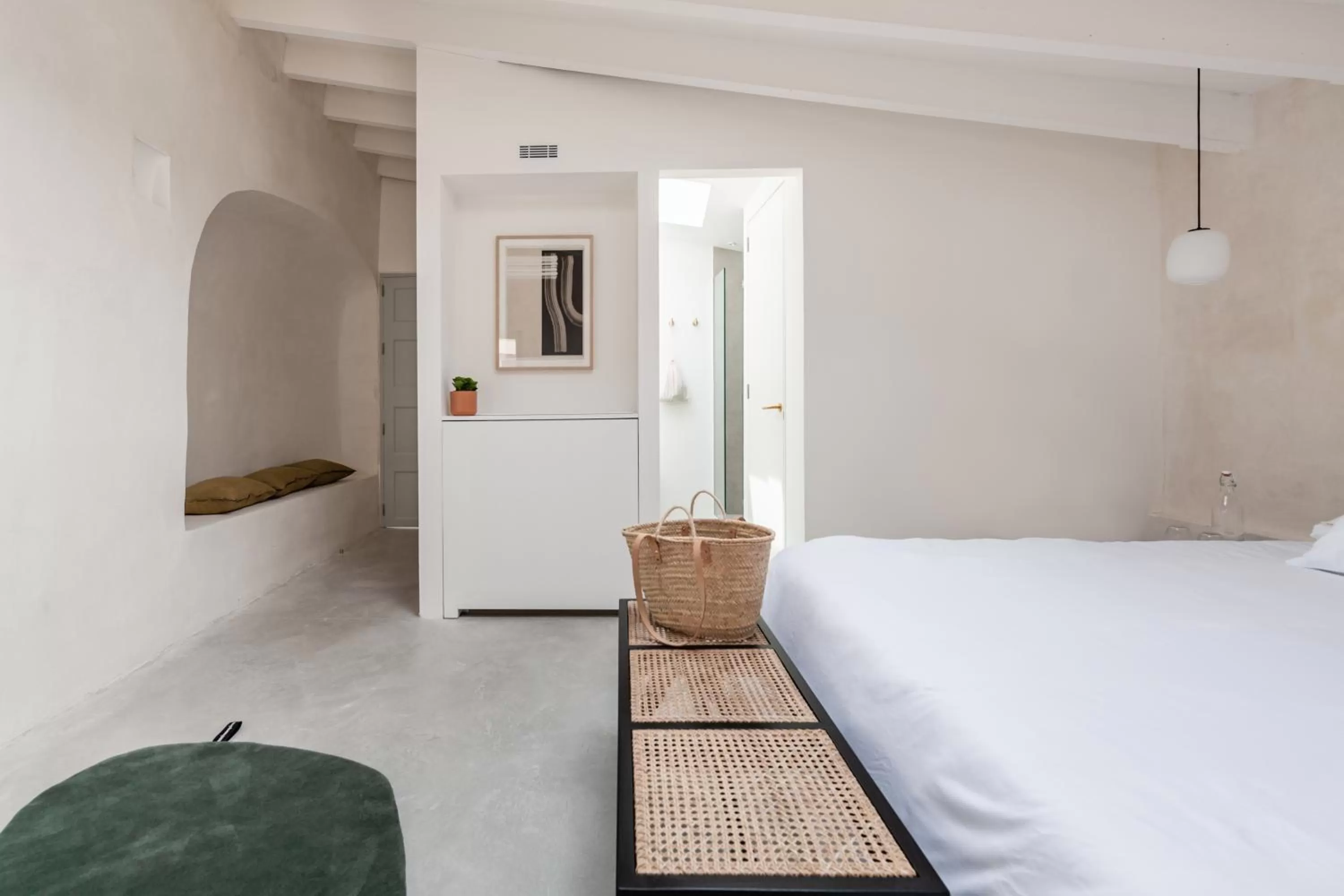 Bedroom, Bed in Meem Townhouse