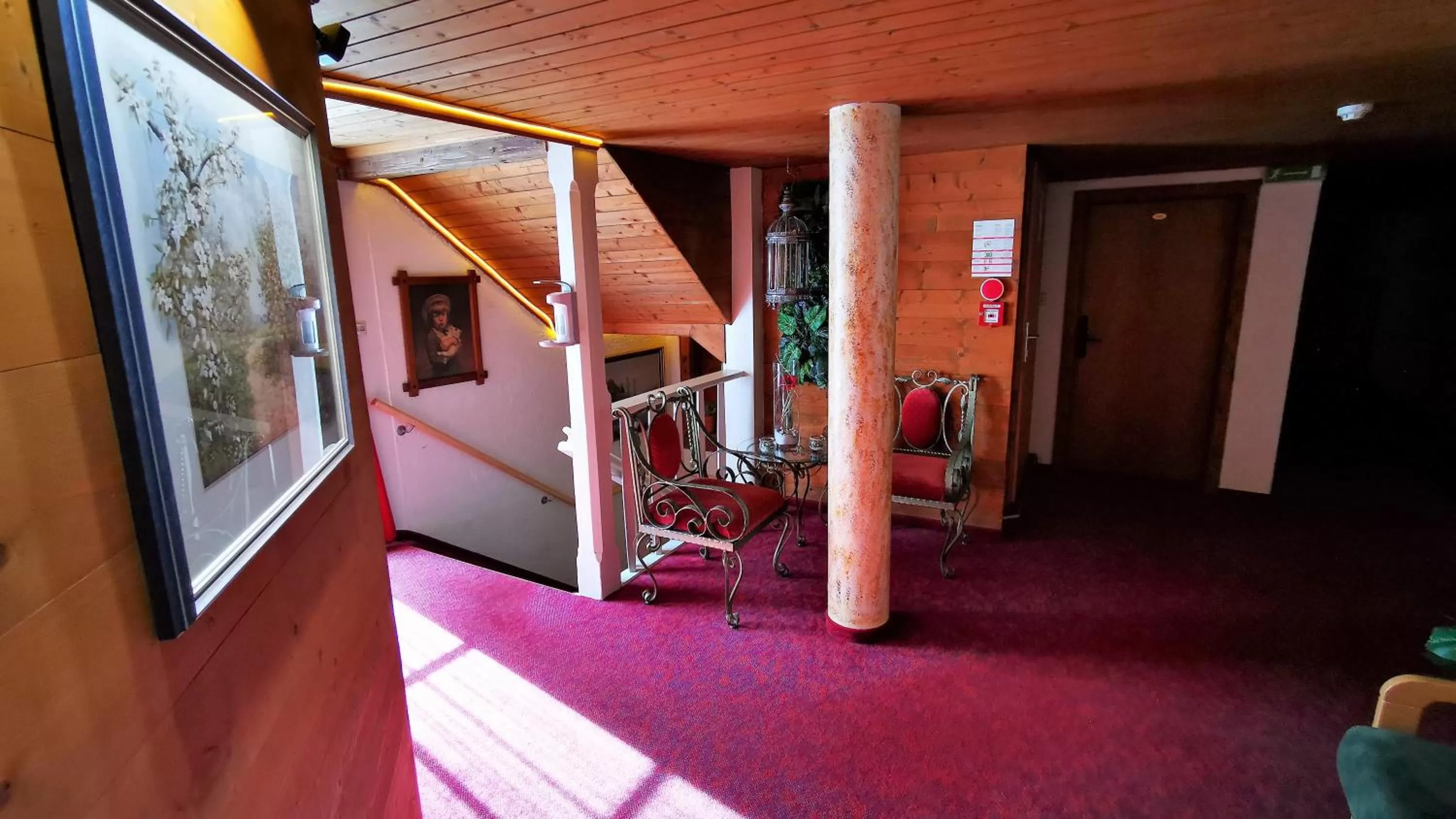 Seating area in Gasthof Geronimo