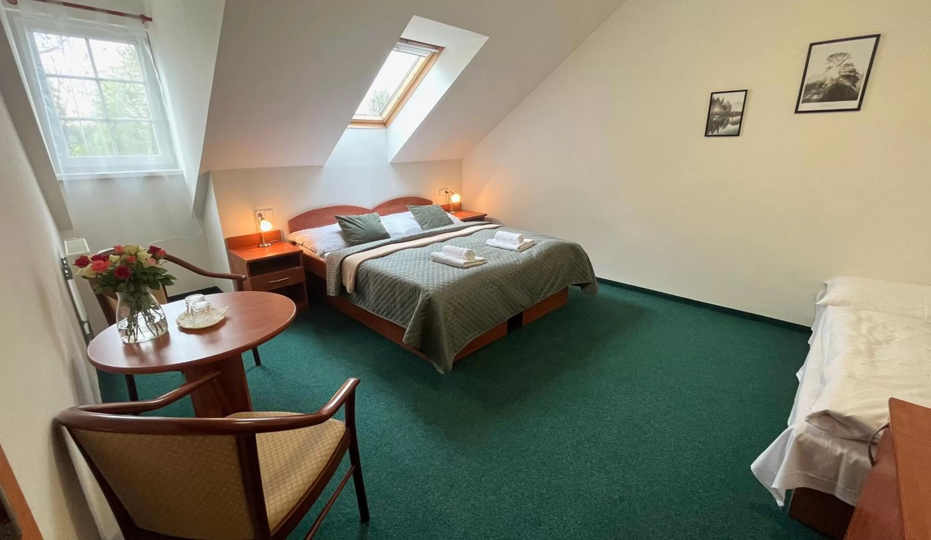 Bed in Hotel Karolina