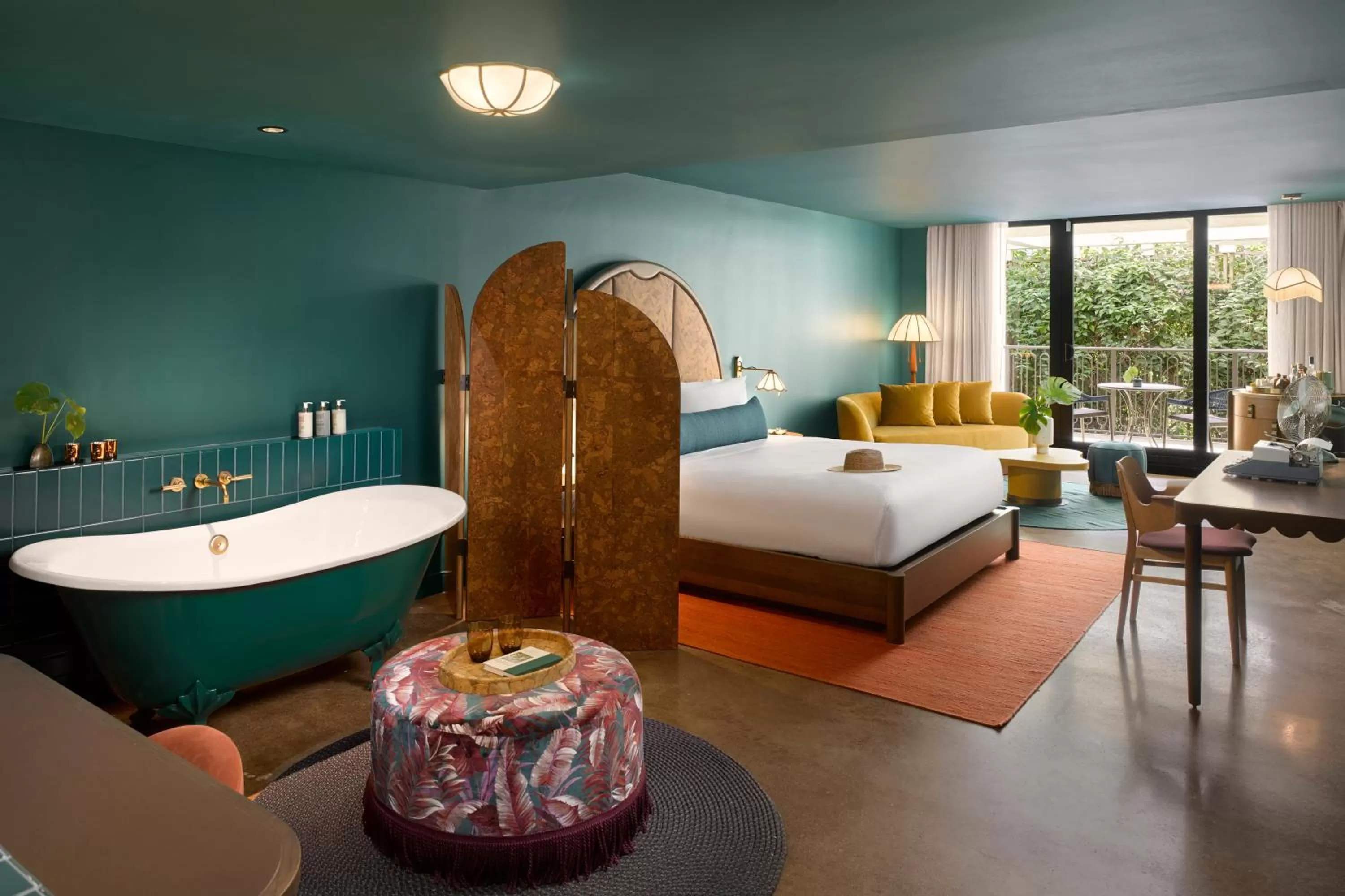 Photo of the whole room, Bed in Mayfair House Hotel & Garden