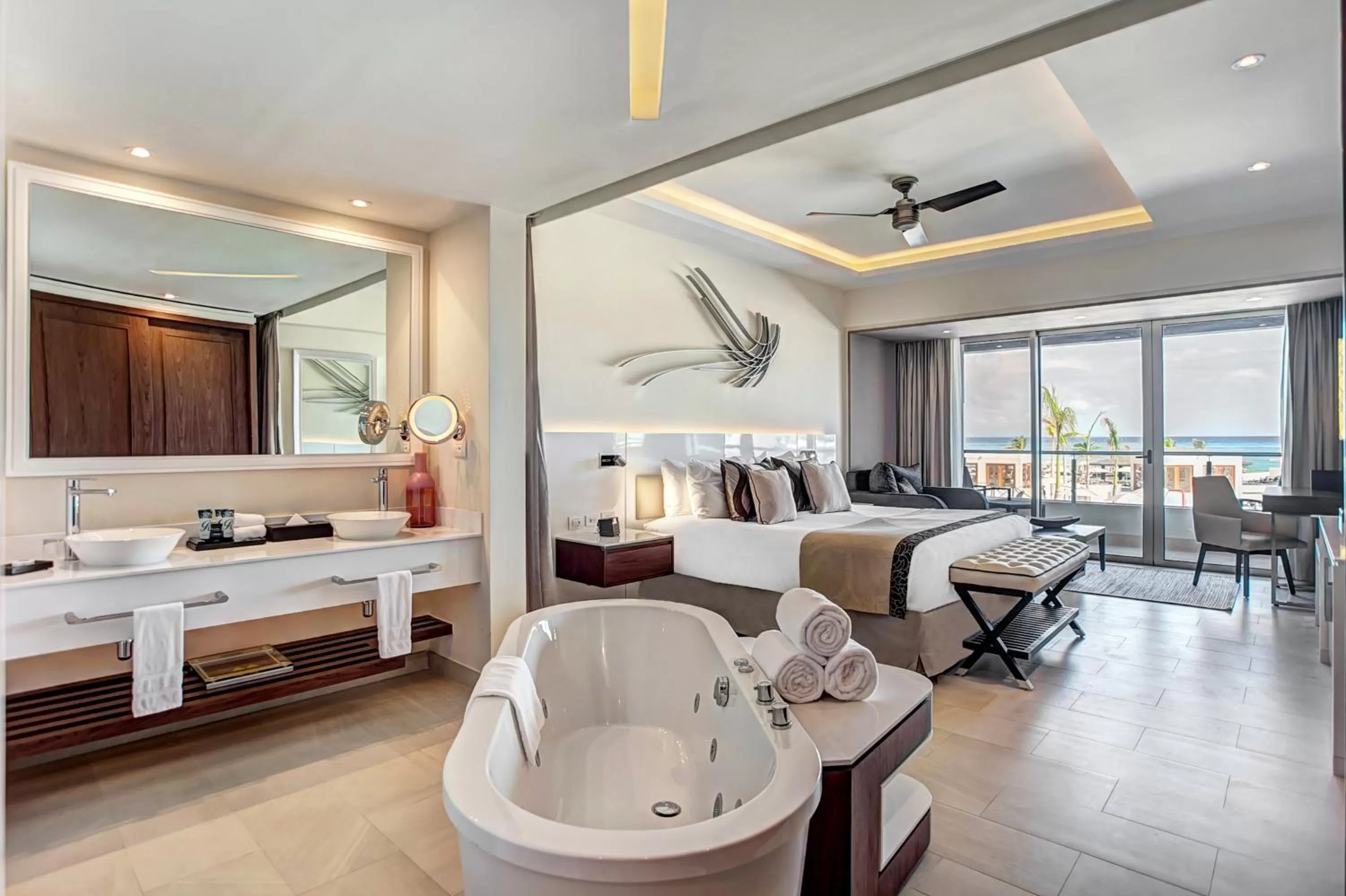Bedroom, Bed in Royalton Negril, An Autograph Collection All-Inclusive Resort