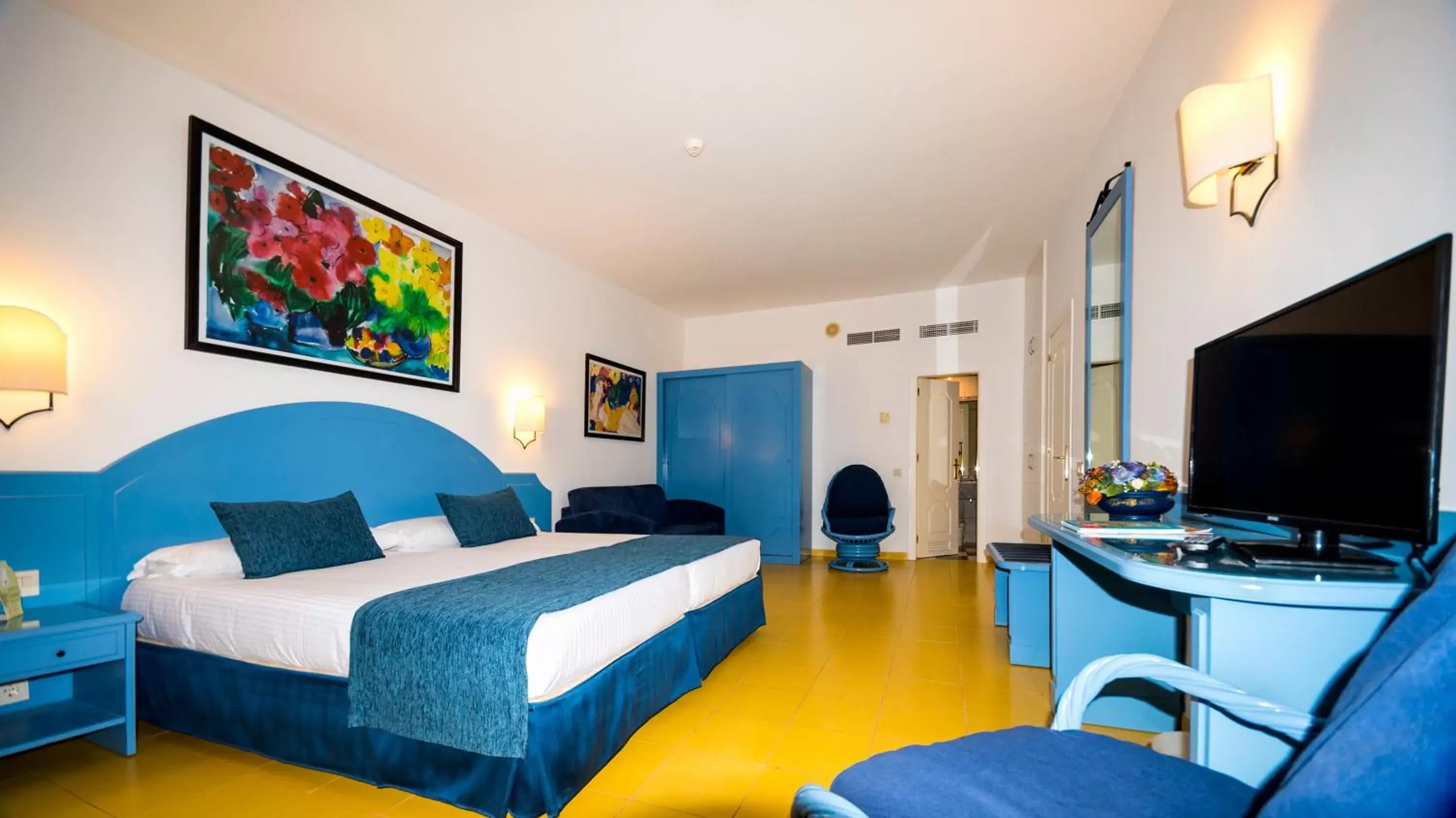 Family Room with Pool View (3 Adults + 1 Child) in Club Hotel Drago Park by LIVVO Family Room with Pool View (3 Adults + 1 Child) in Club Hotel Drago Park by LIVVO