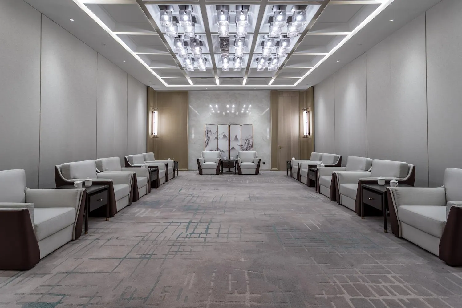 Meeting/conference room in HUALUXE Xi'an Chanba by IHG