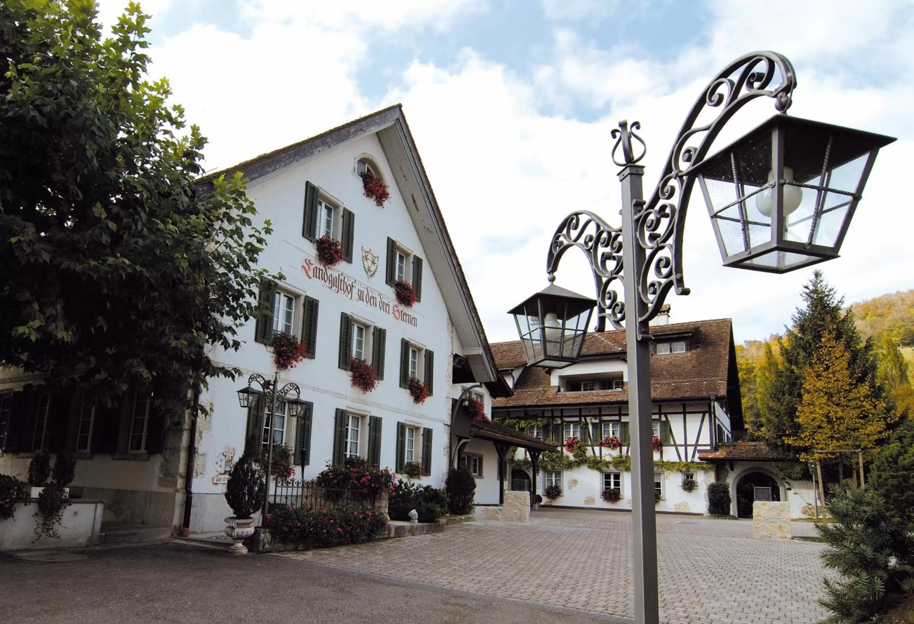 Property building in Landgasthof zu den drei Sternen