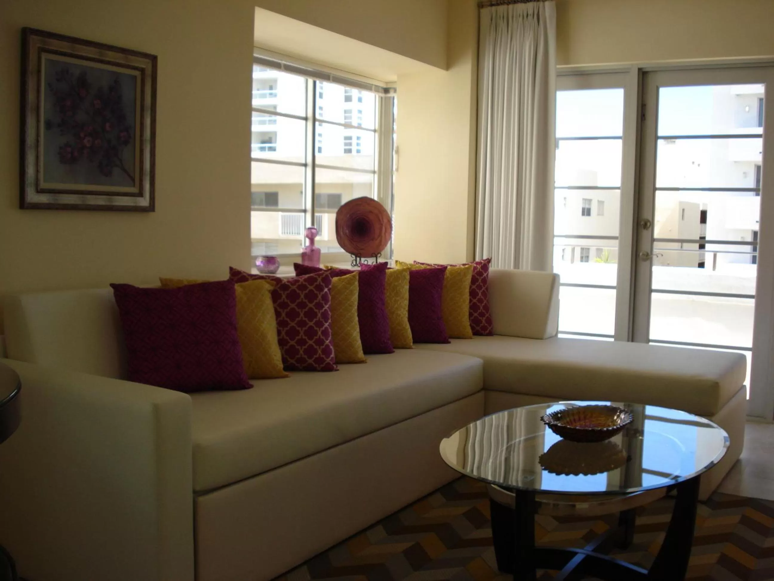 Living room in Westover Arms Hotel