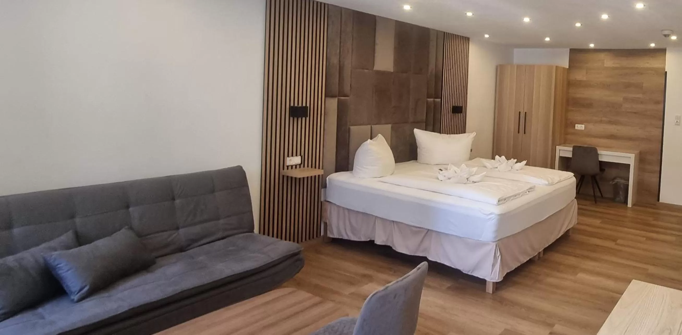 Bed in City Apart Hotel Füssen