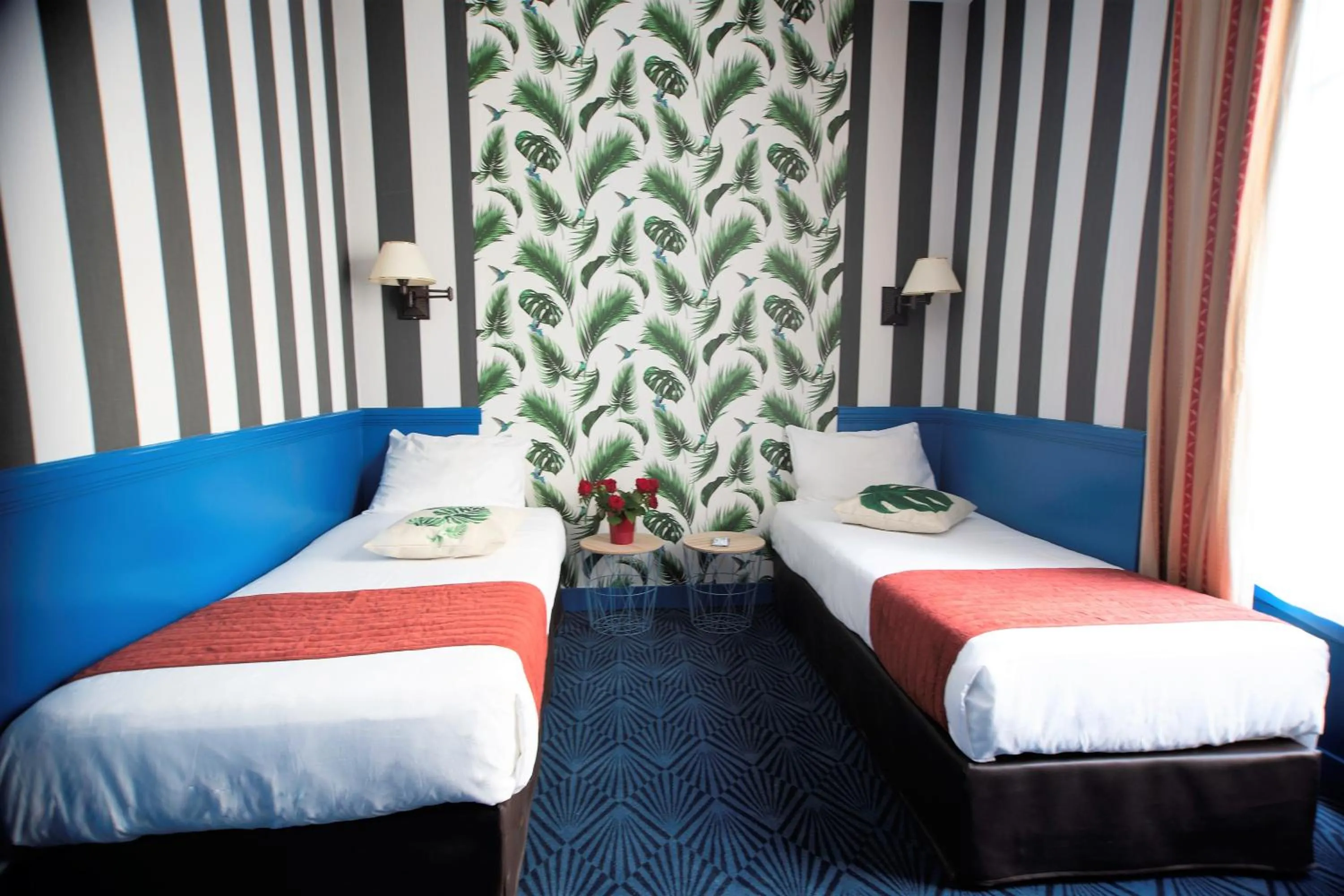 Bed in Hôtel du Théâtre by Patrick Hayat