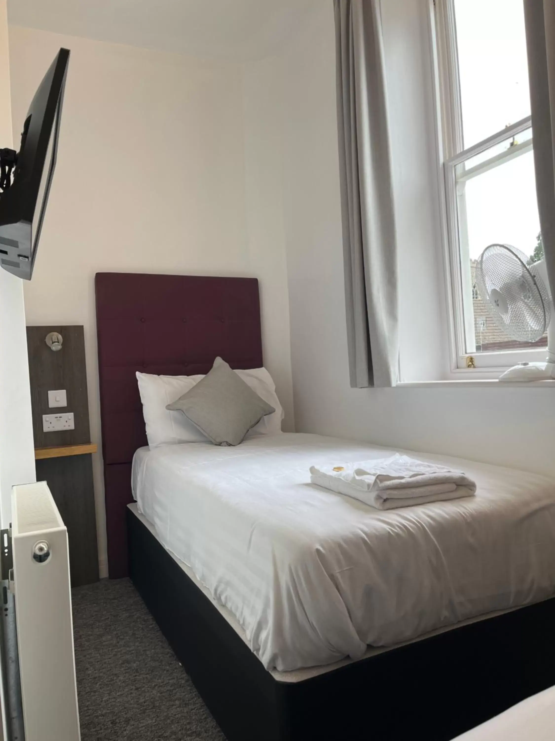 Twin Room in Kings Lodge Twin Room in Kings Lodge