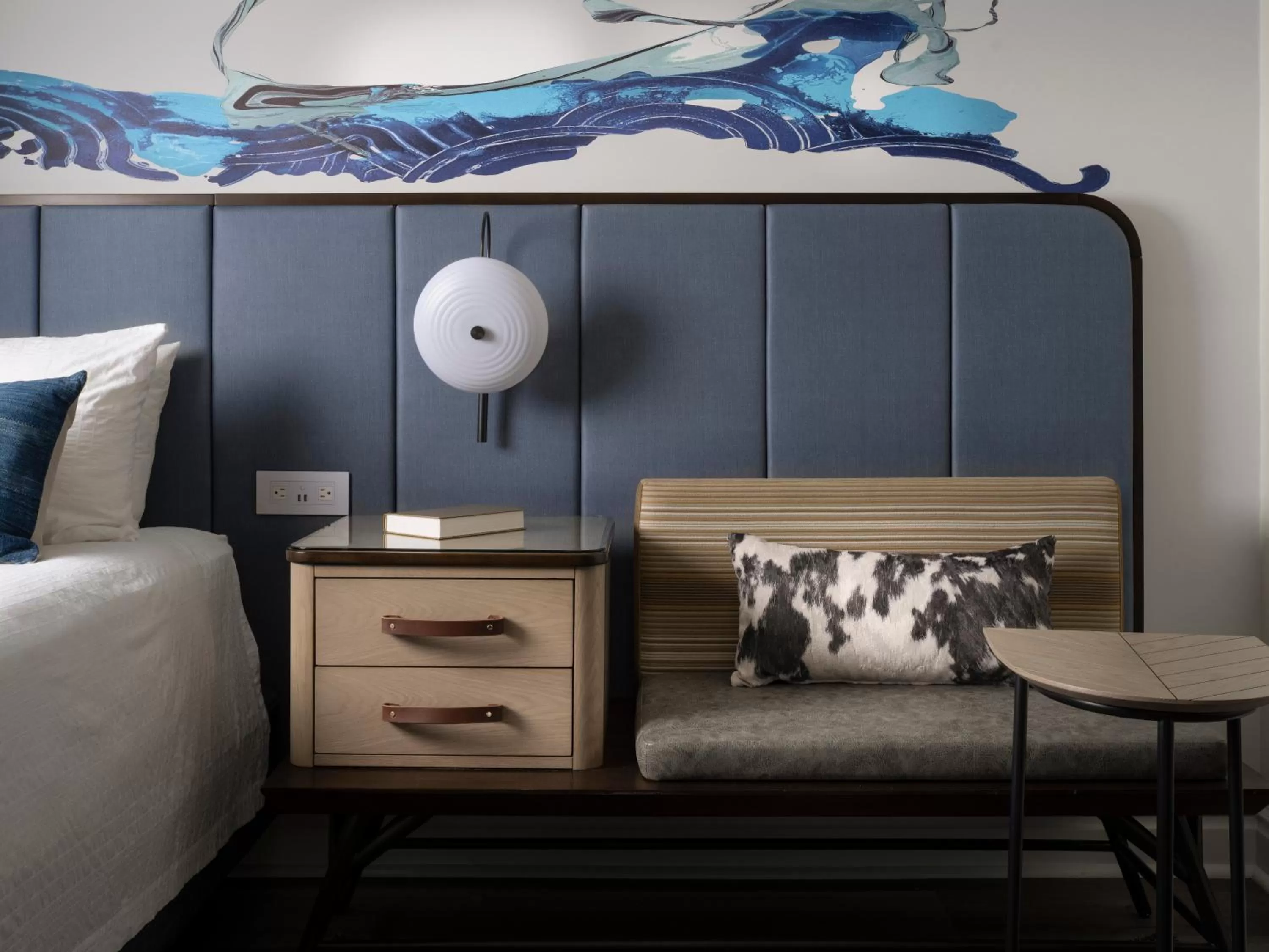 Photo of the whole room, Bed in Hotel Indigo San Diego Del Mar by IHG