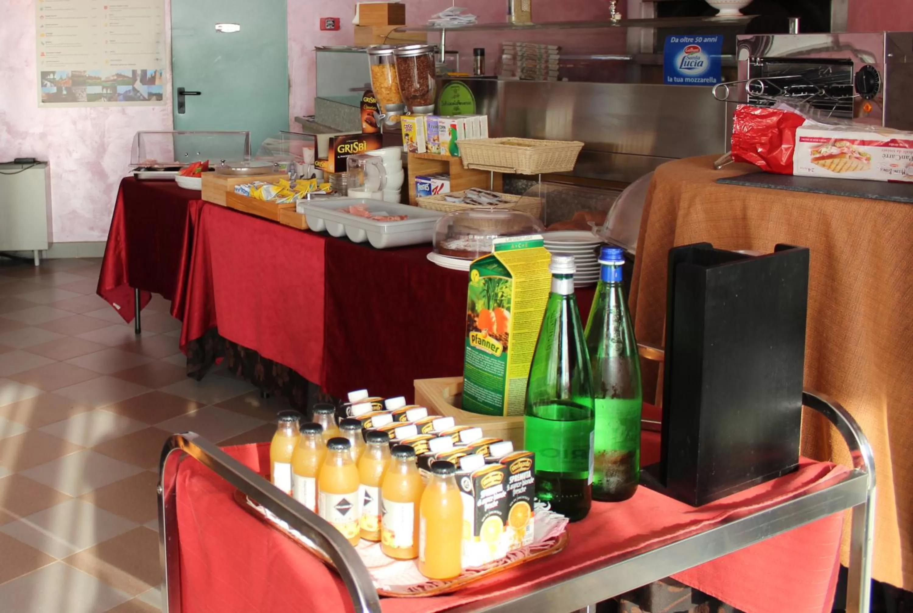 Restaurant/Places to Eat in Hotel Monumento