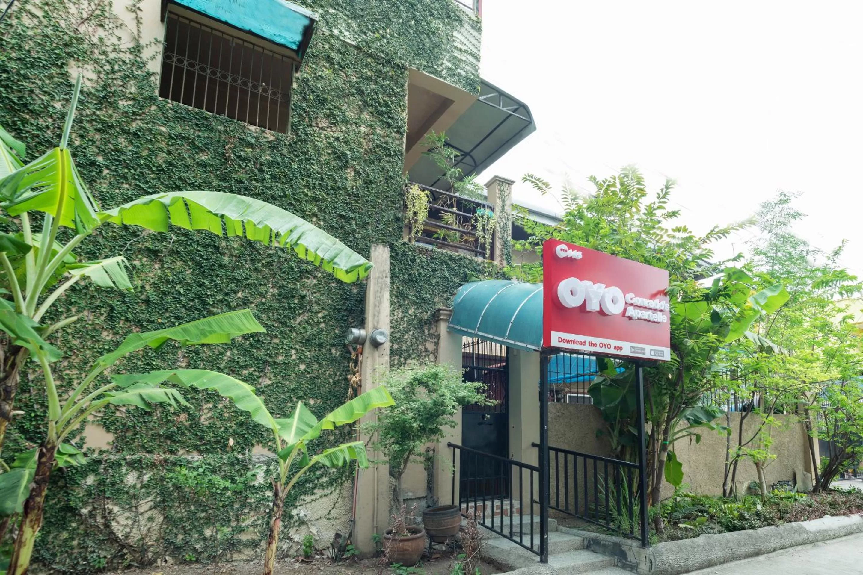 Facade/entrance, Property Building in Conrado's Apartelle