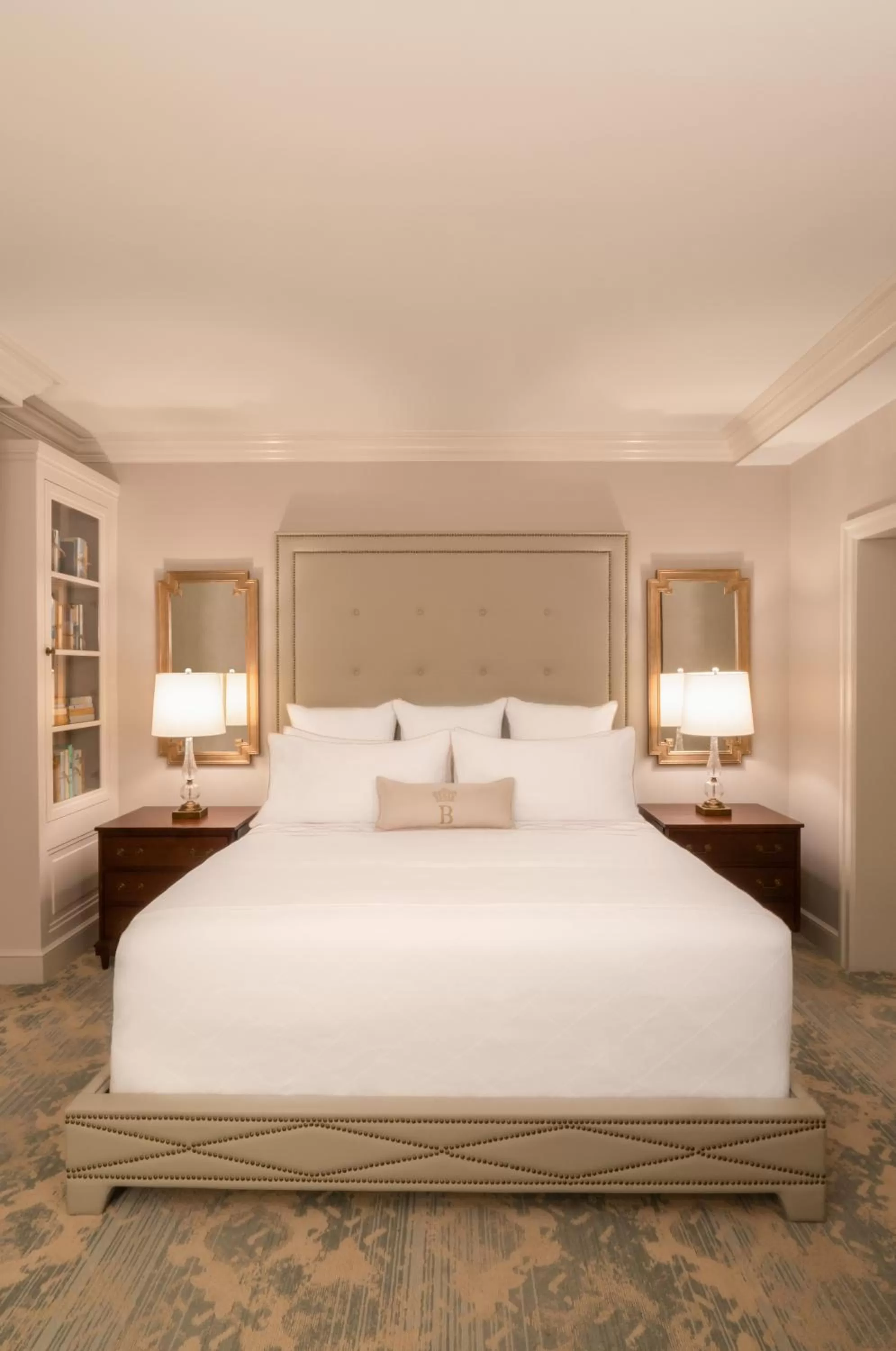 Bed in Hotel Bennett Charleston