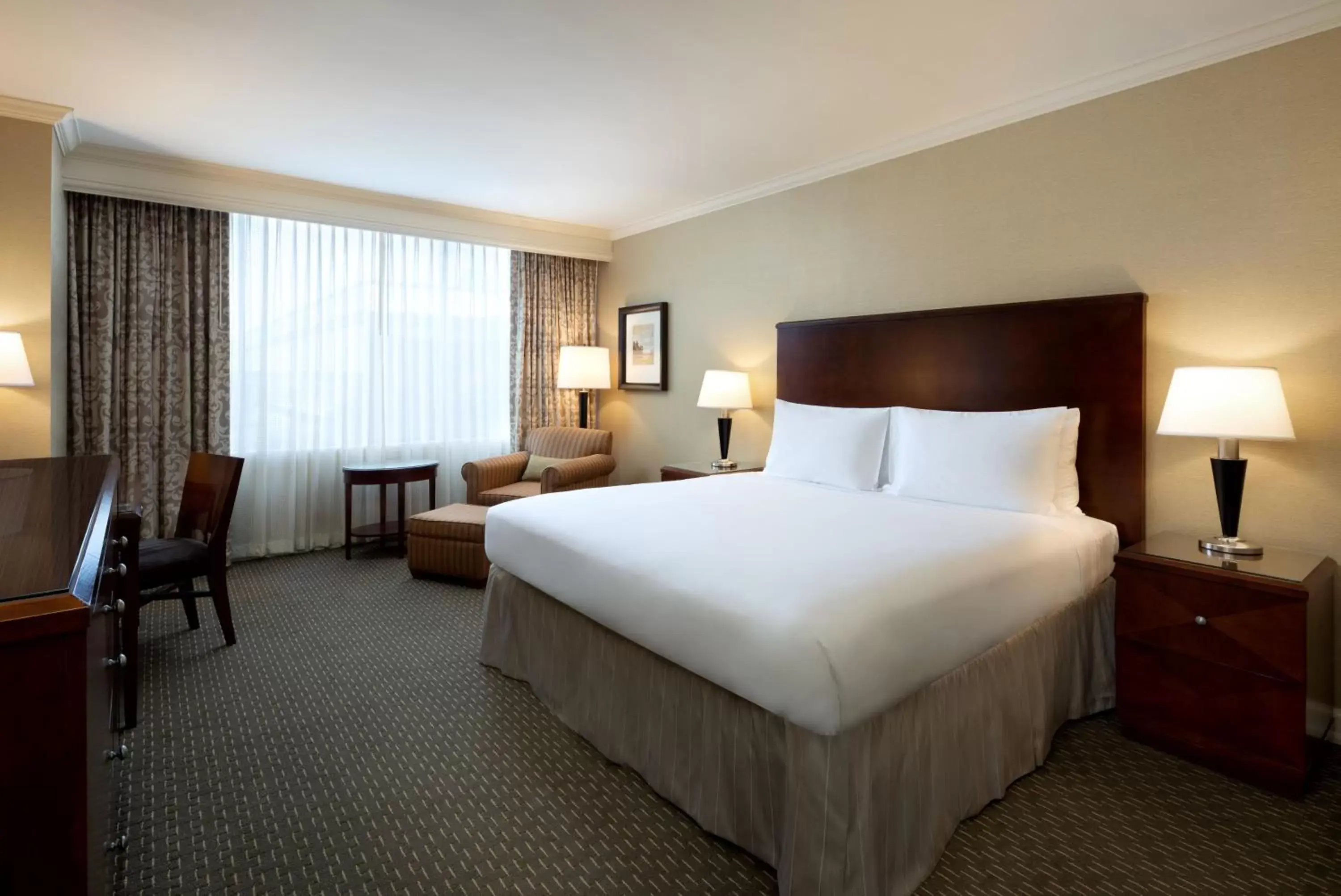 King Room in Hyatt Regency Houston West King Room in Hyatt Regency Houston West