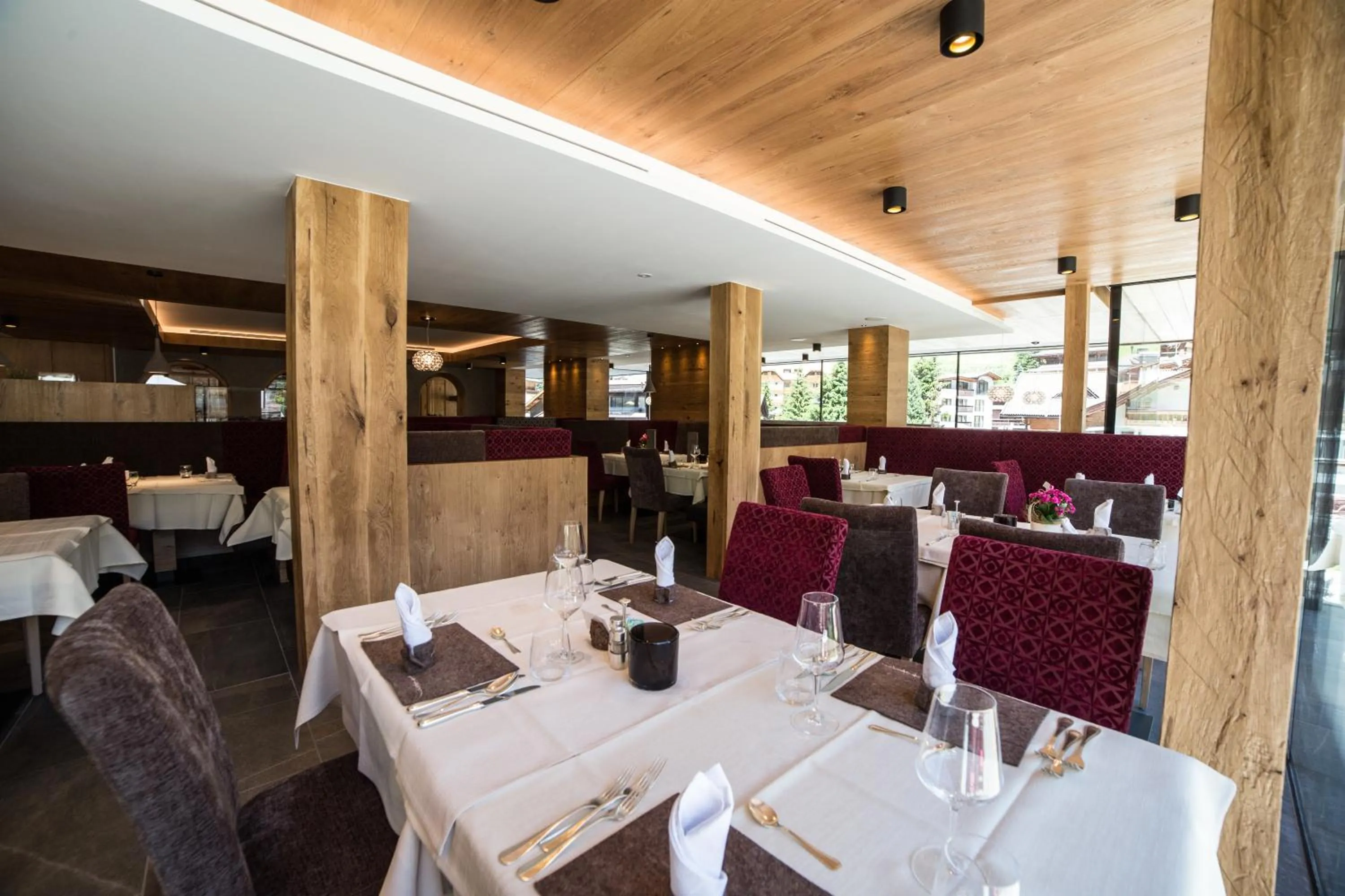 Restaurant/places to eat in Freina Mountain Lifestyle Hotel