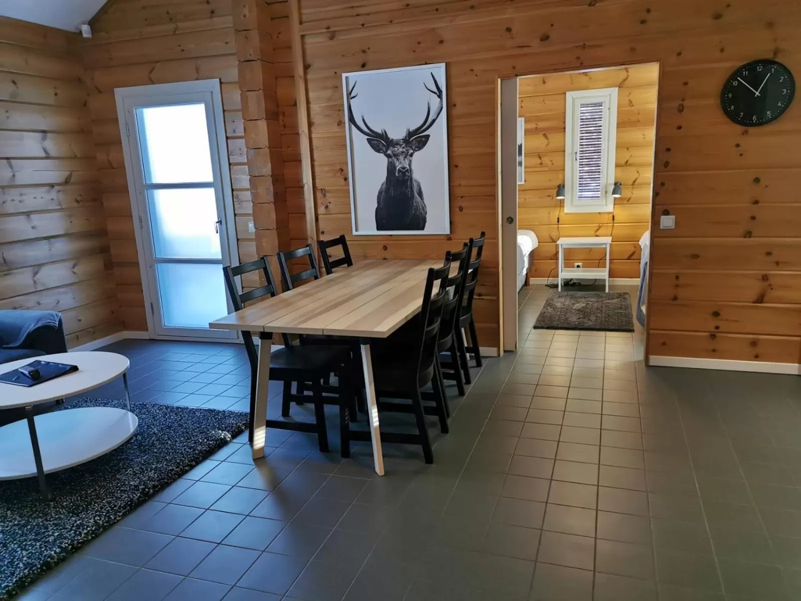 Seating area in Rauhalahti Holiday Homes