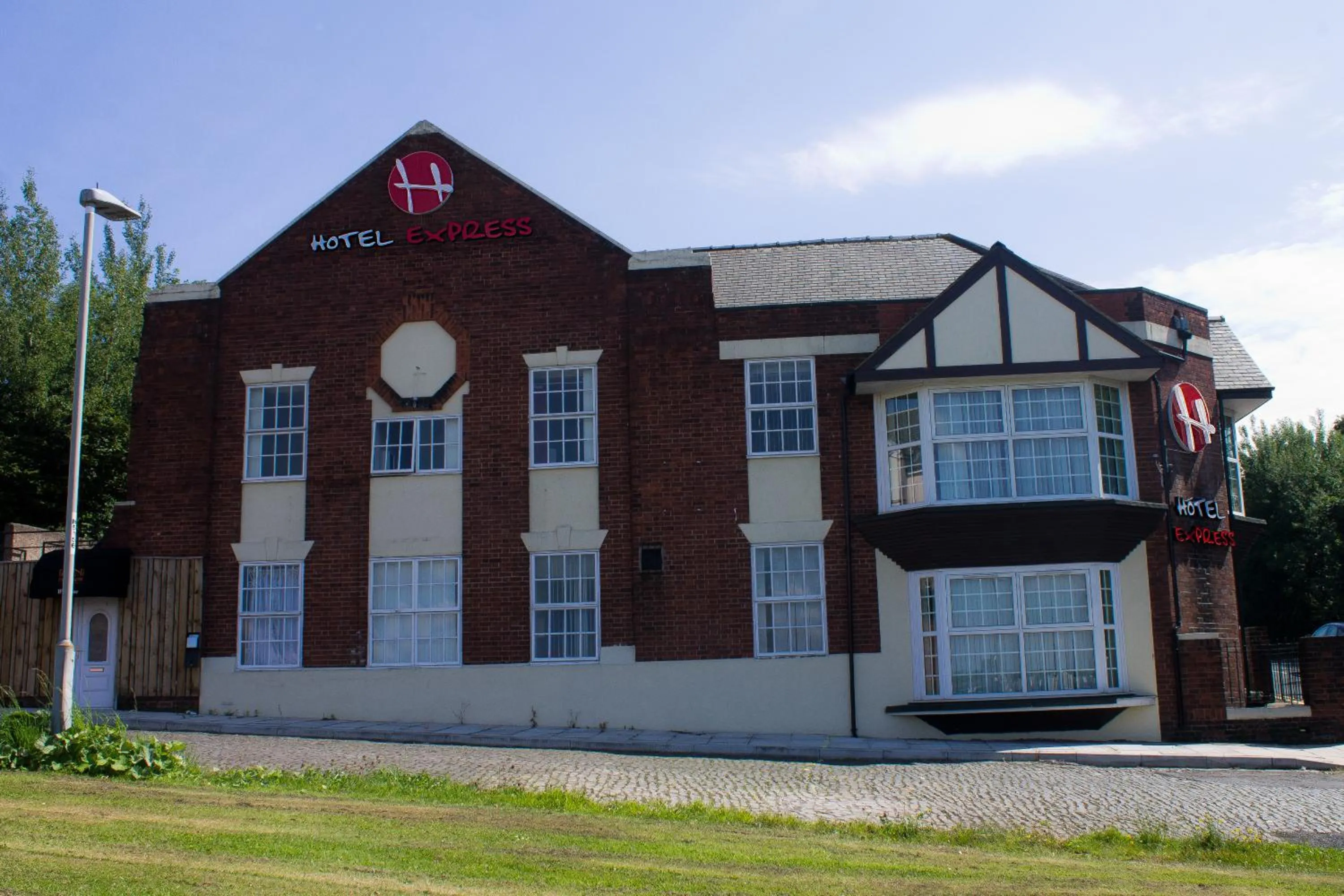 Property building in Hotel Express Newcastle Gateshead