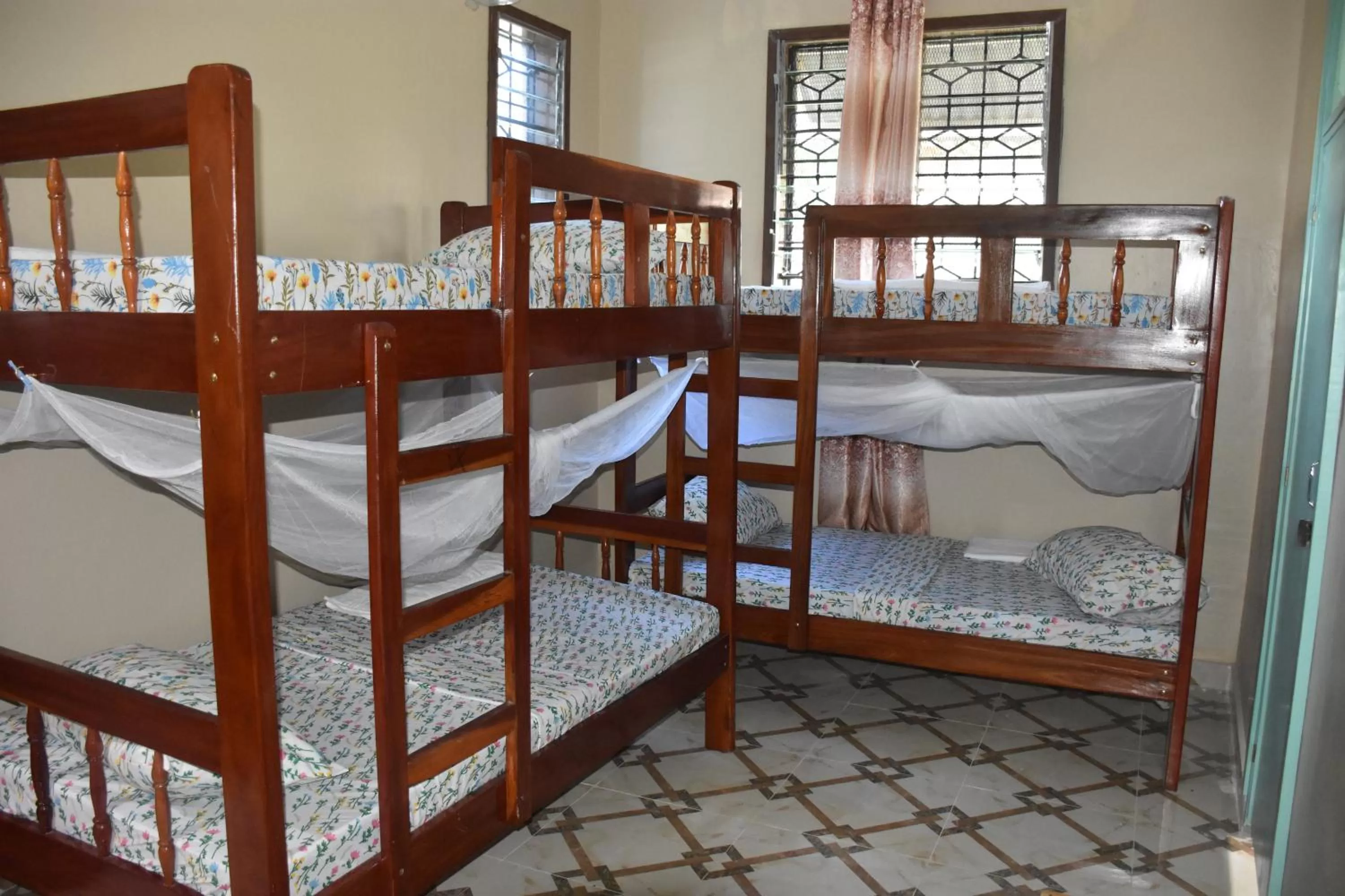 bunk bed in L&J Modern Backpackers Kinondoni