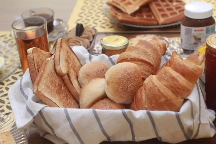 Breakfast in World Inn Karachi