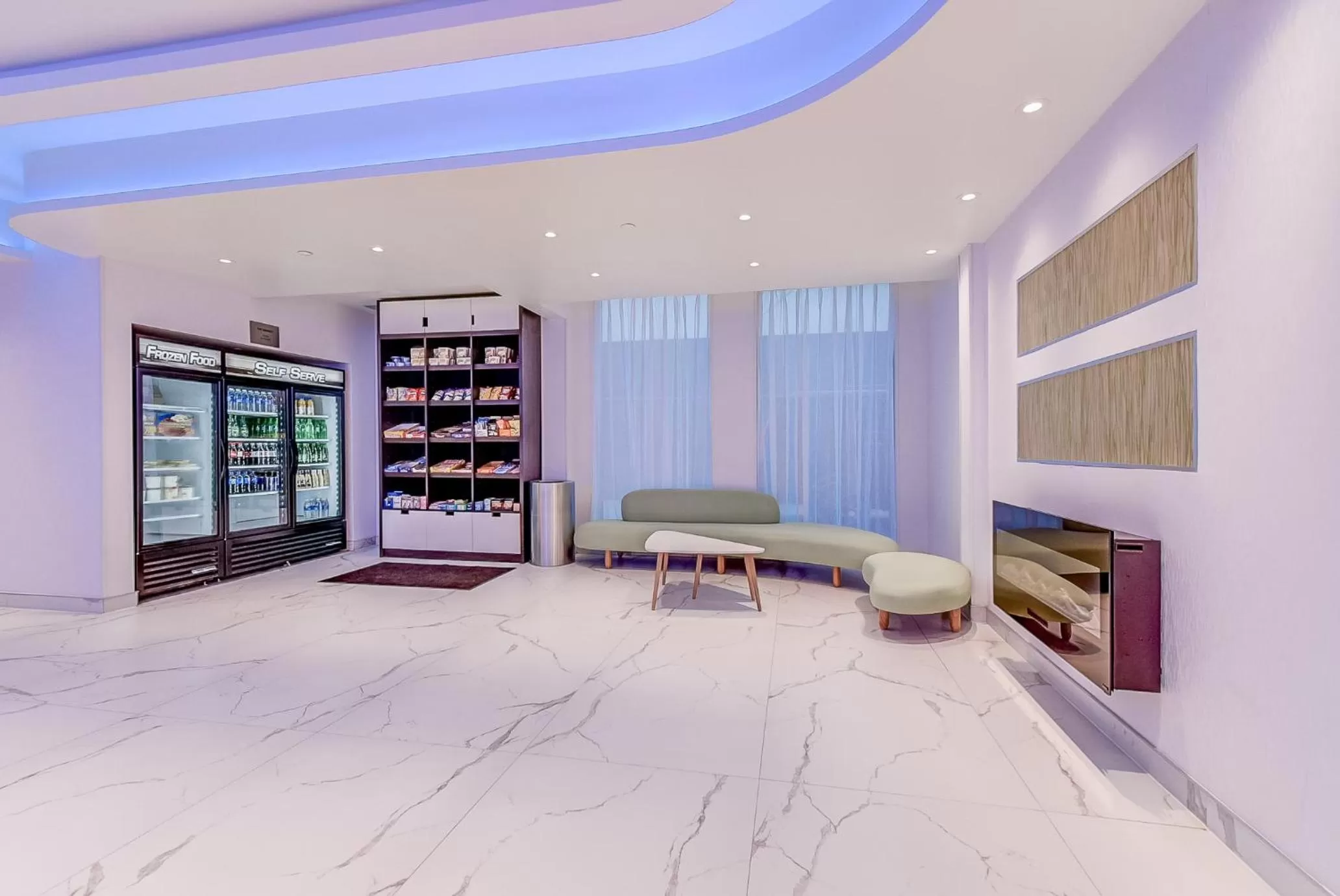 Shopping Area, Bed in EST Hotel