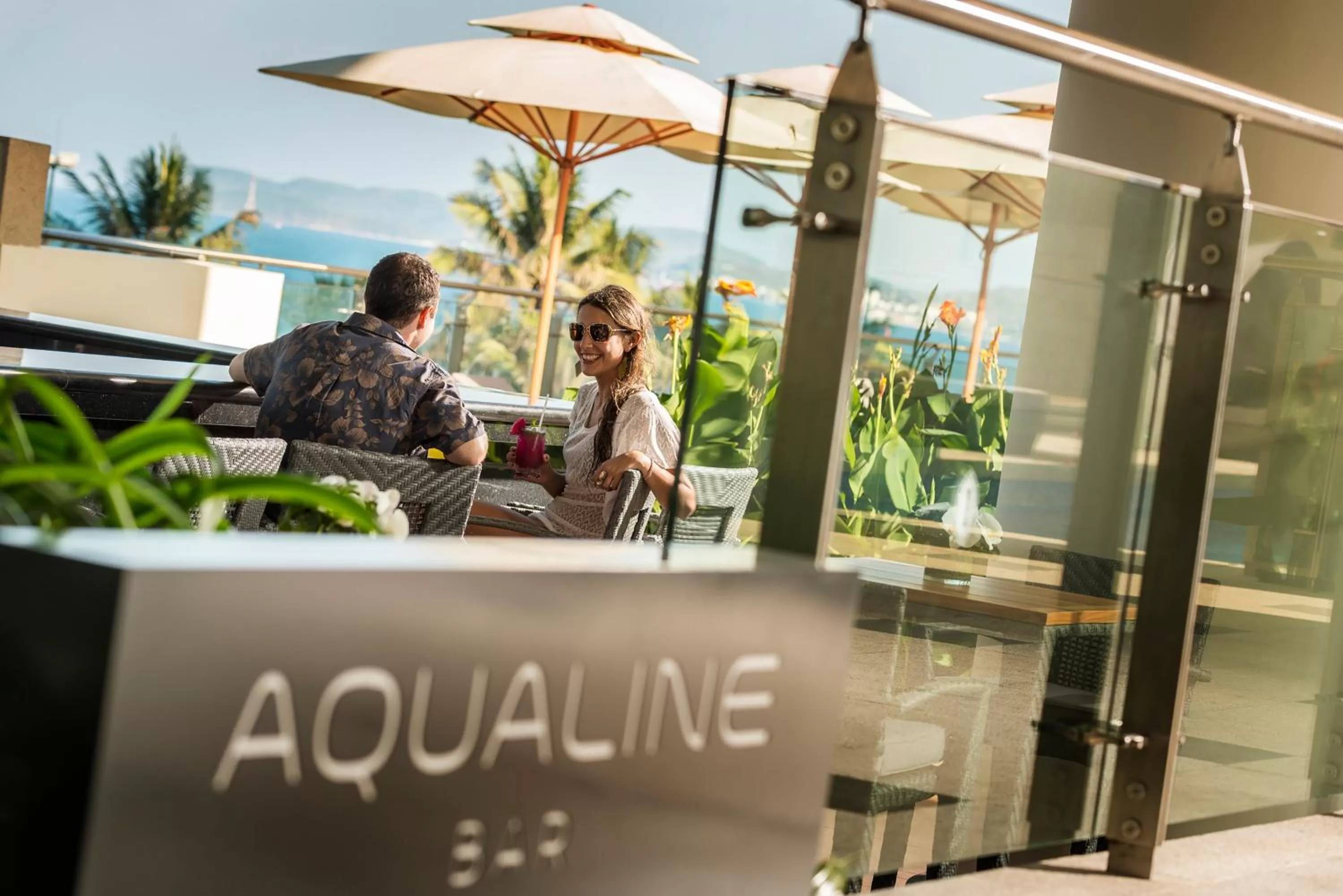 Lounge or bar in InterContinental Nha Trang by IHG