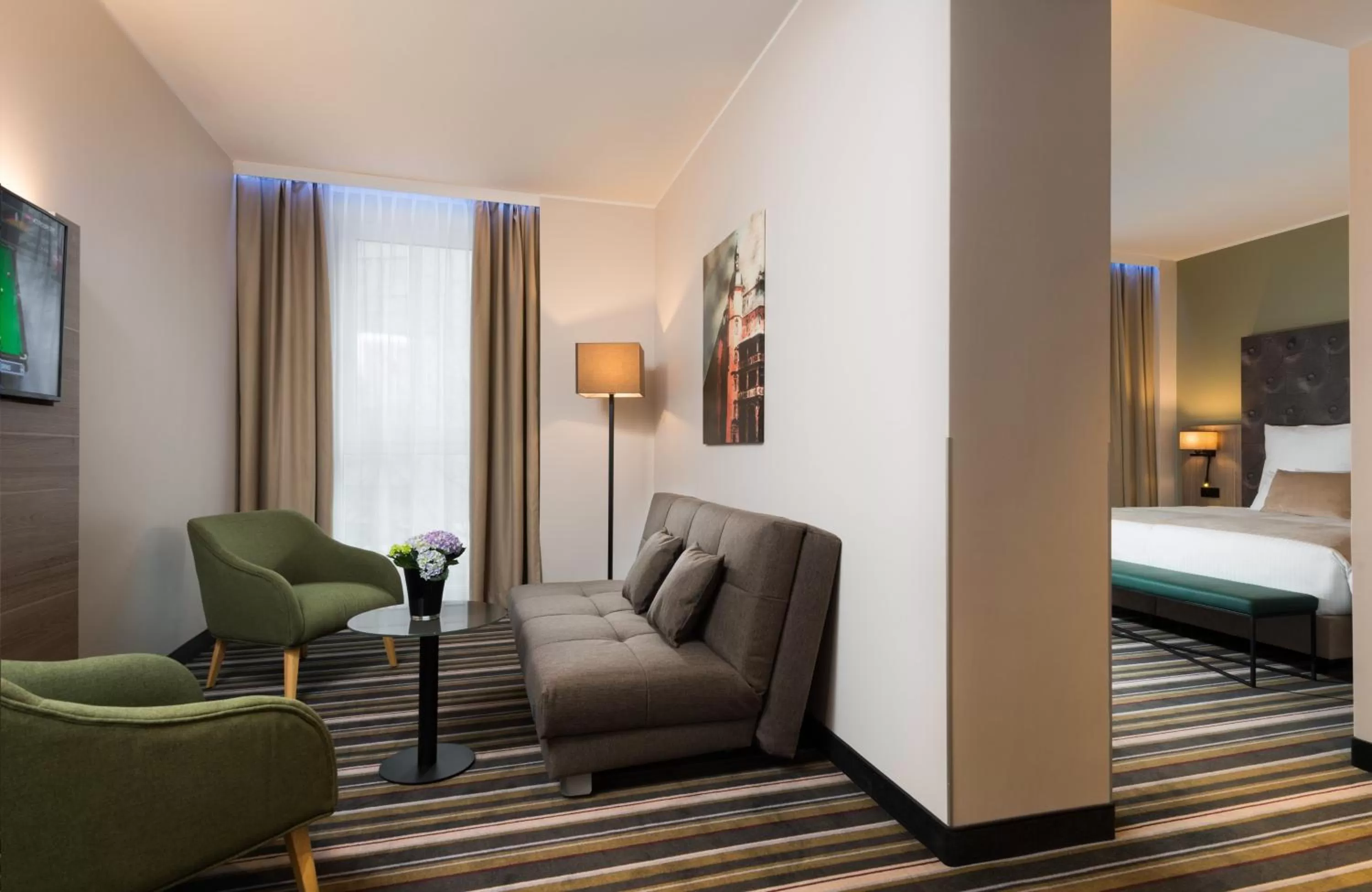 Bedroom, Bed in Leonardo Hotel Offenbach Frankfurt