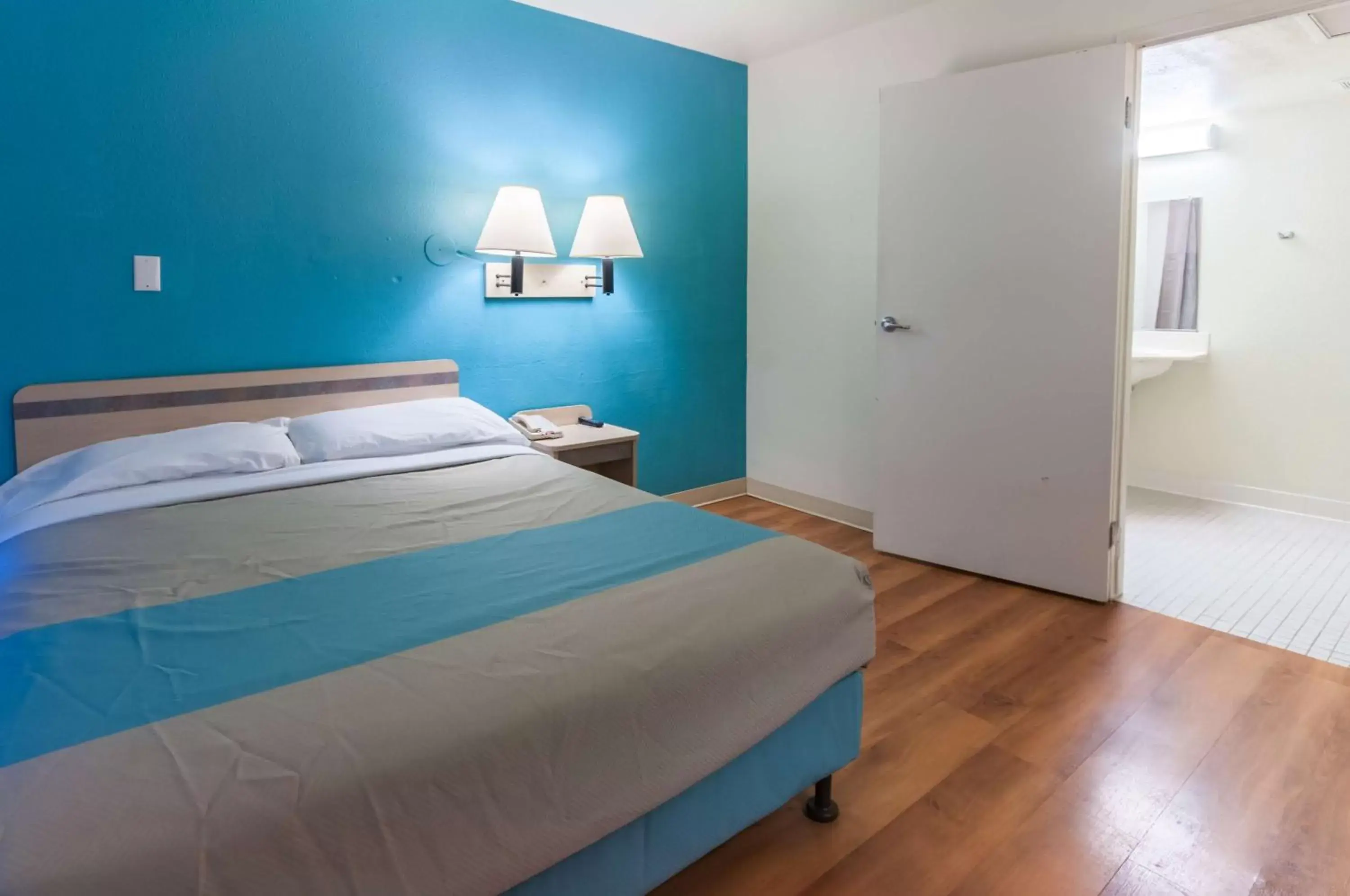 Double Room - Smoking in Motel 6-Green River, UT Double Room - Smoking in Motel 6-Green River, UT