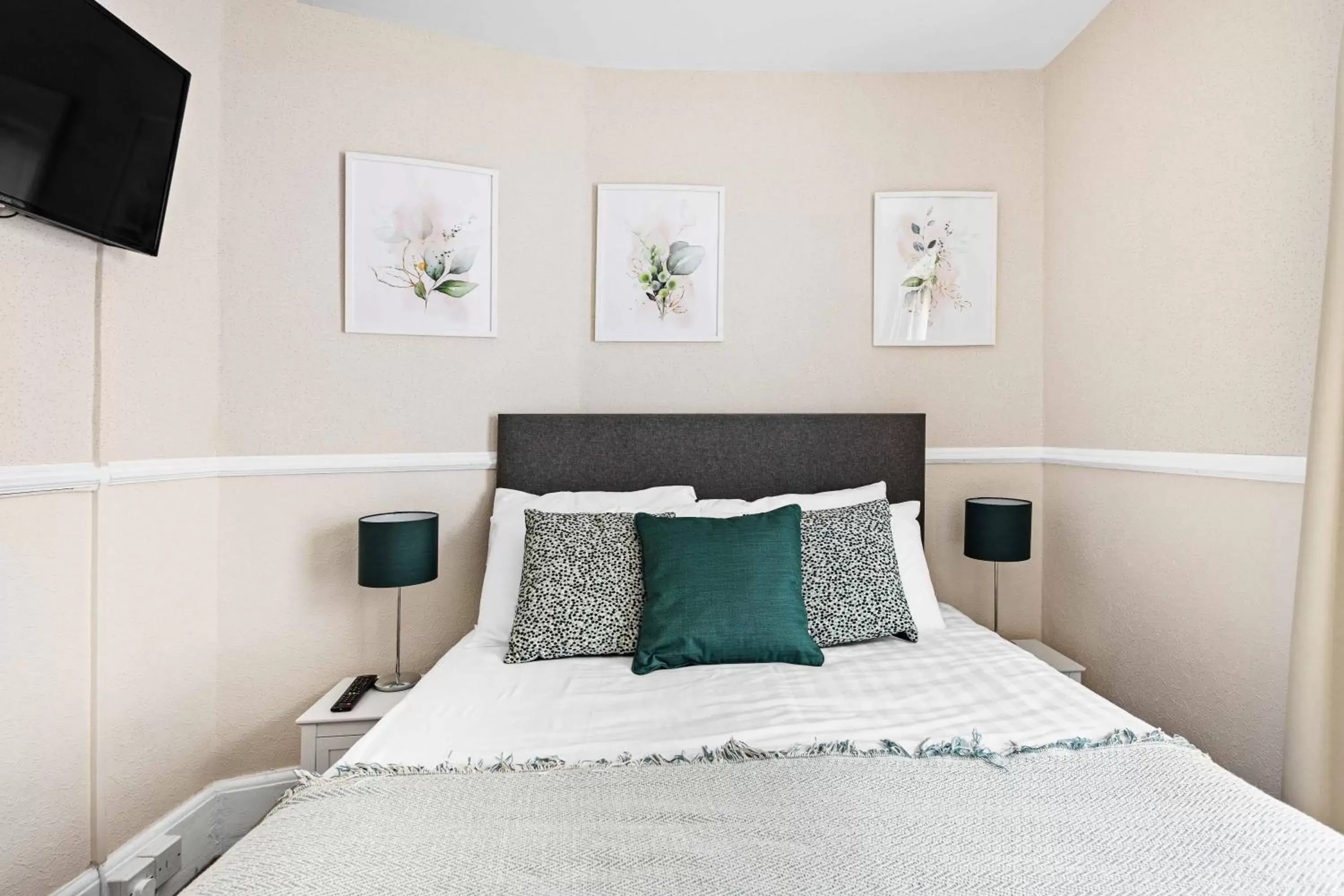 Double Room with Private Bathroom in The Netley Double Room with Private Bathroom in The Netley