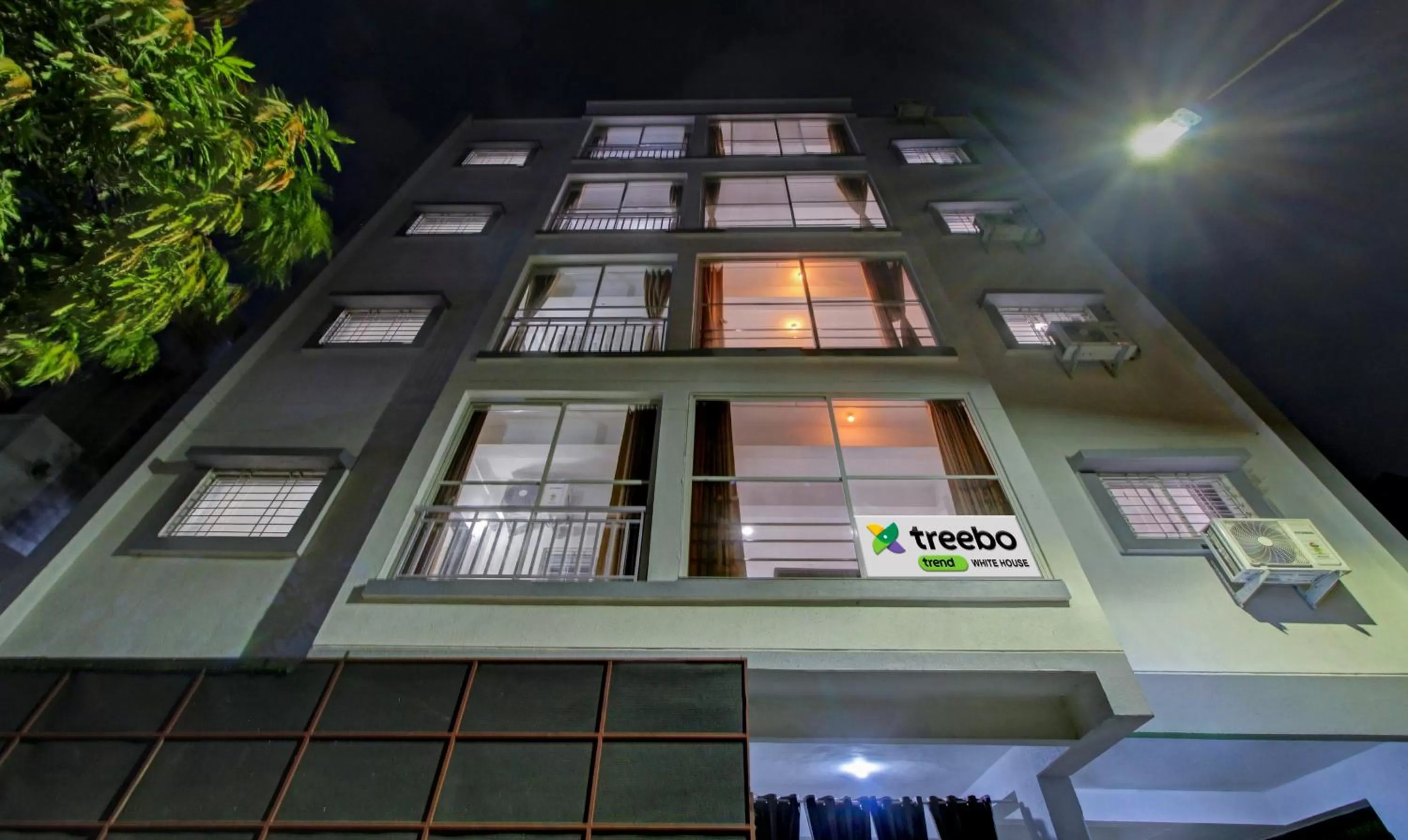 Property Building in Treebo Trend White House