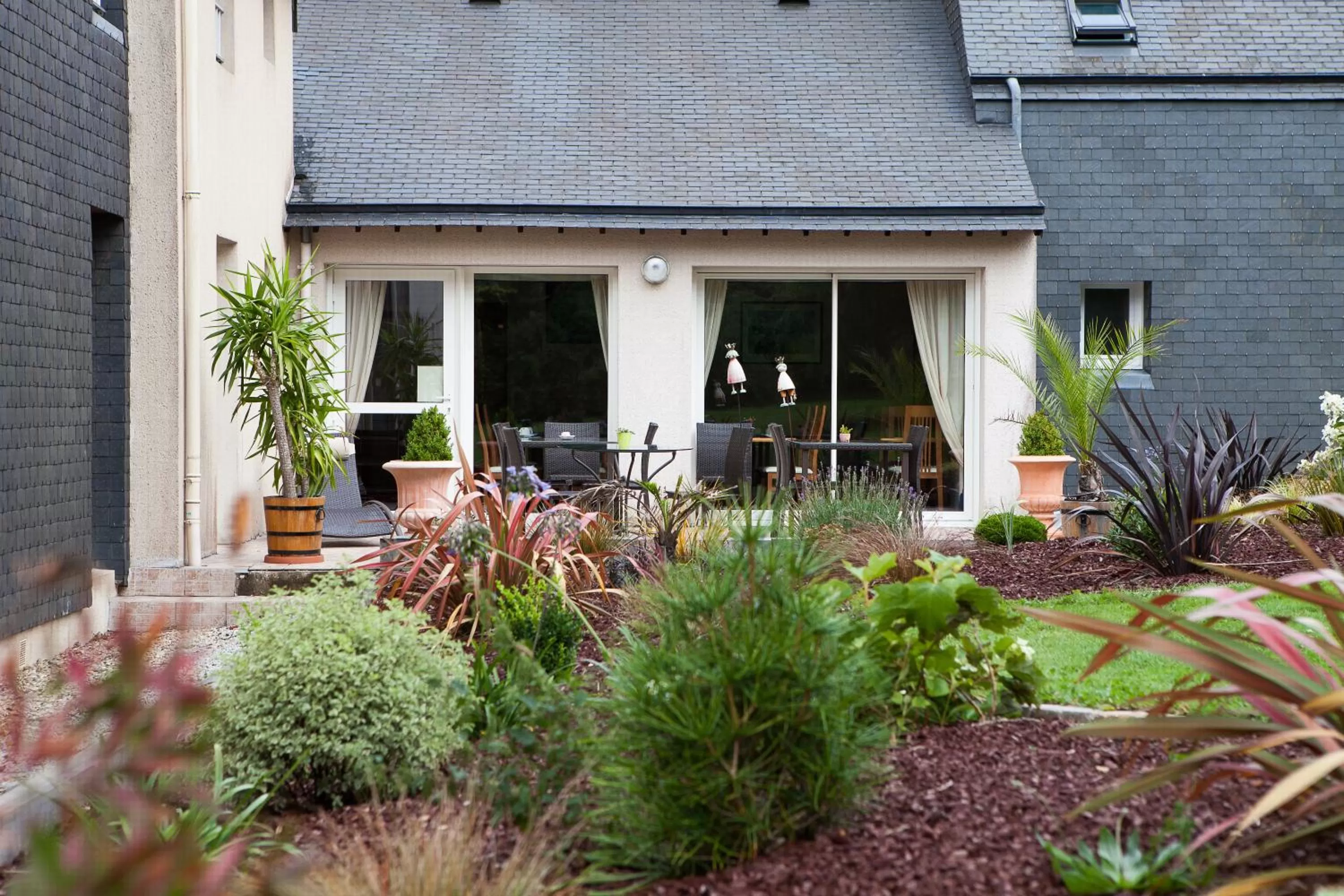 Spring in Hotel Le Branhoc - Brit Hotel Auray