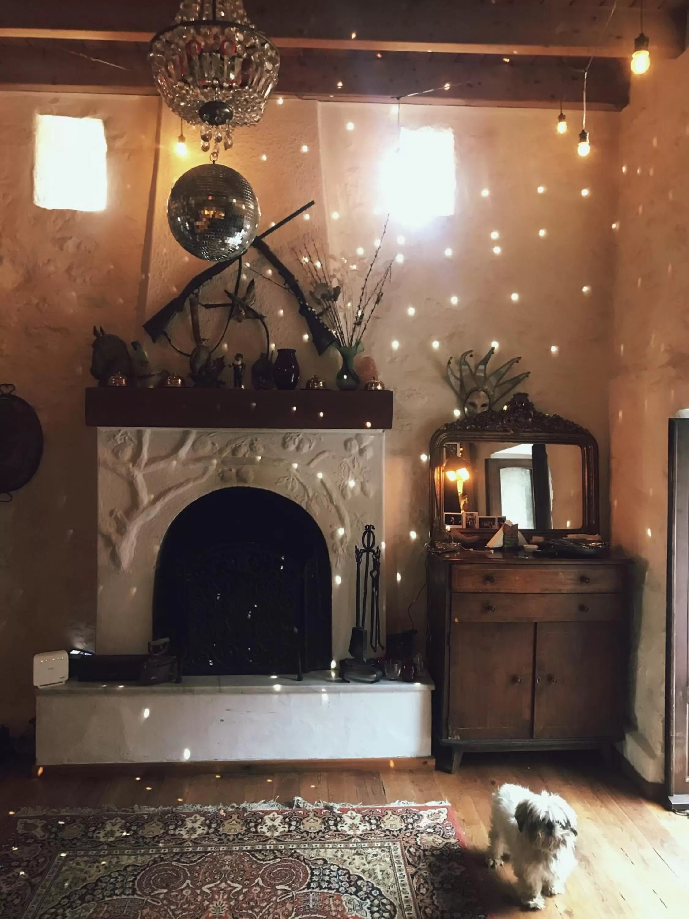 Communal lounge/ TV room, BBQ Facilities in Ha La Bodrum