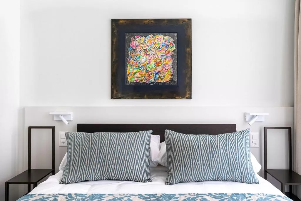 Bedroom, Bed in Hôtel Alpes & Lac